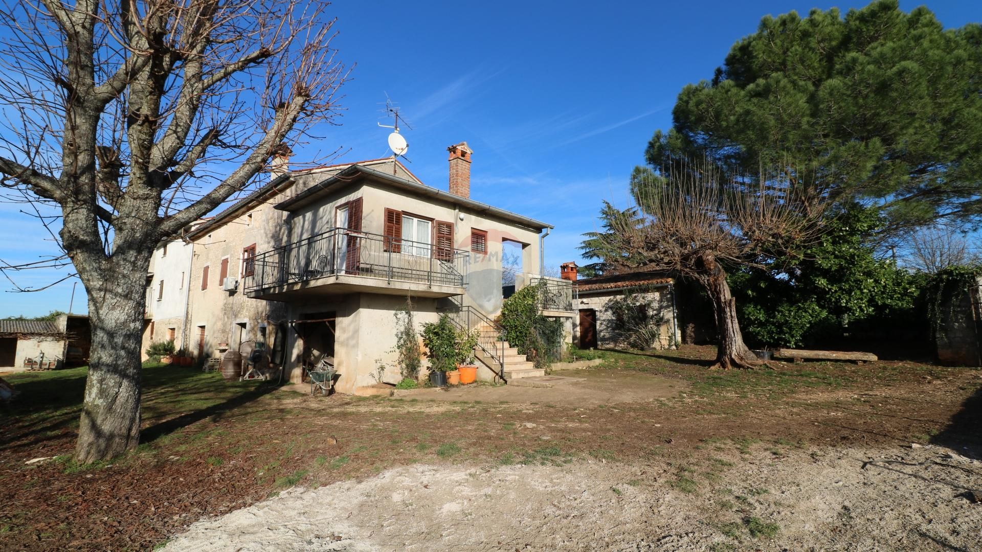 casa en Sveti Lovreč, Istarska županija 12505681