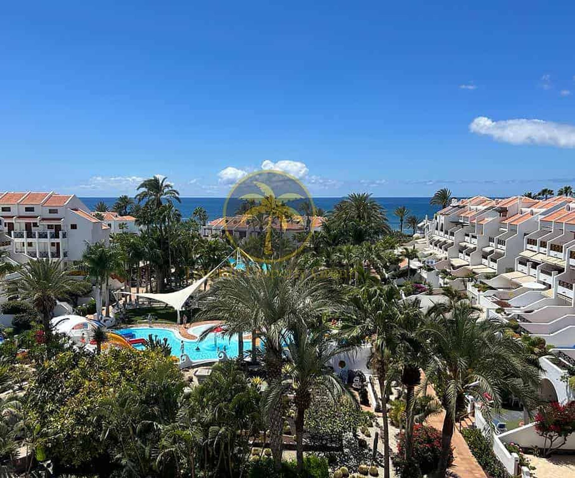 Condominio en Arona, Islas Canarias 12506159