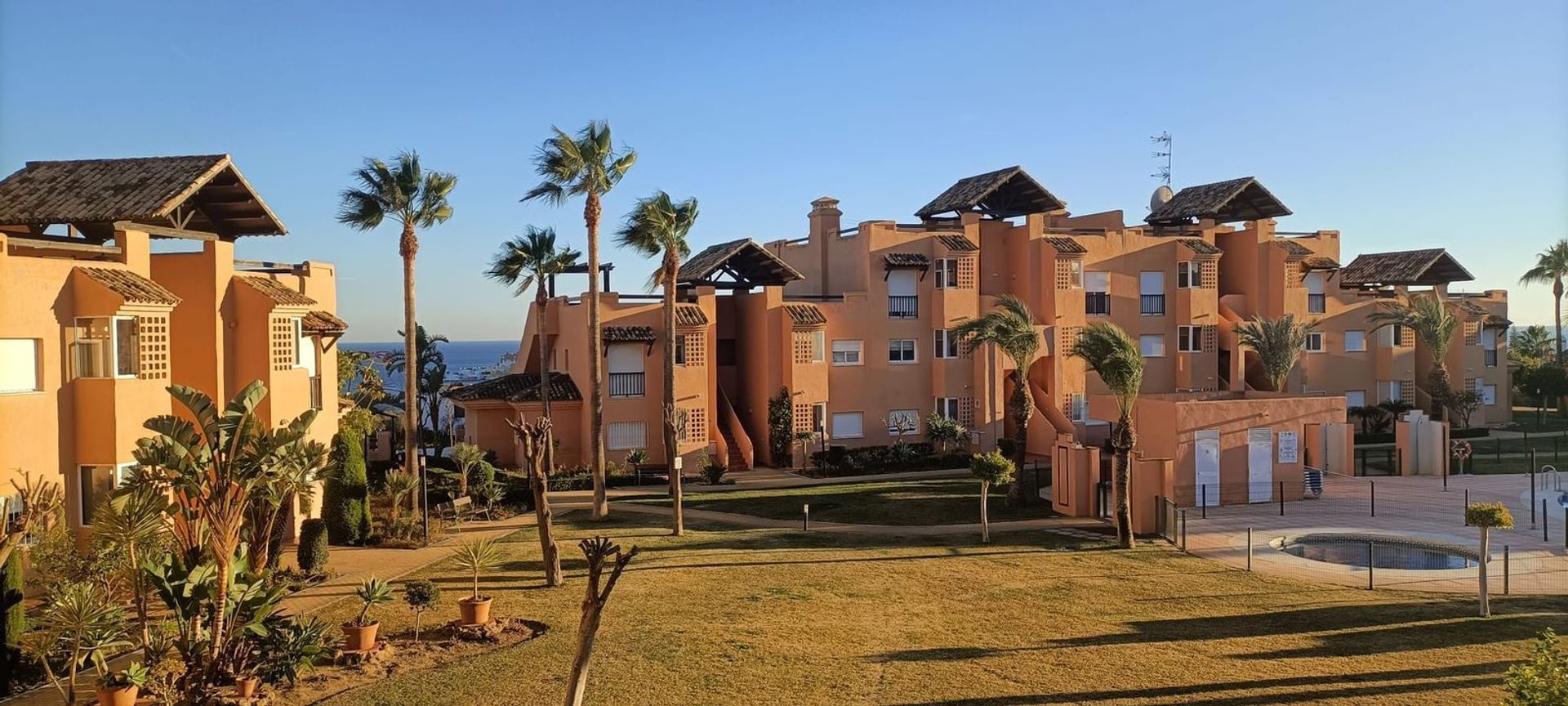 Condominium in Castillo de Sabinillas, Andalusië 12506187