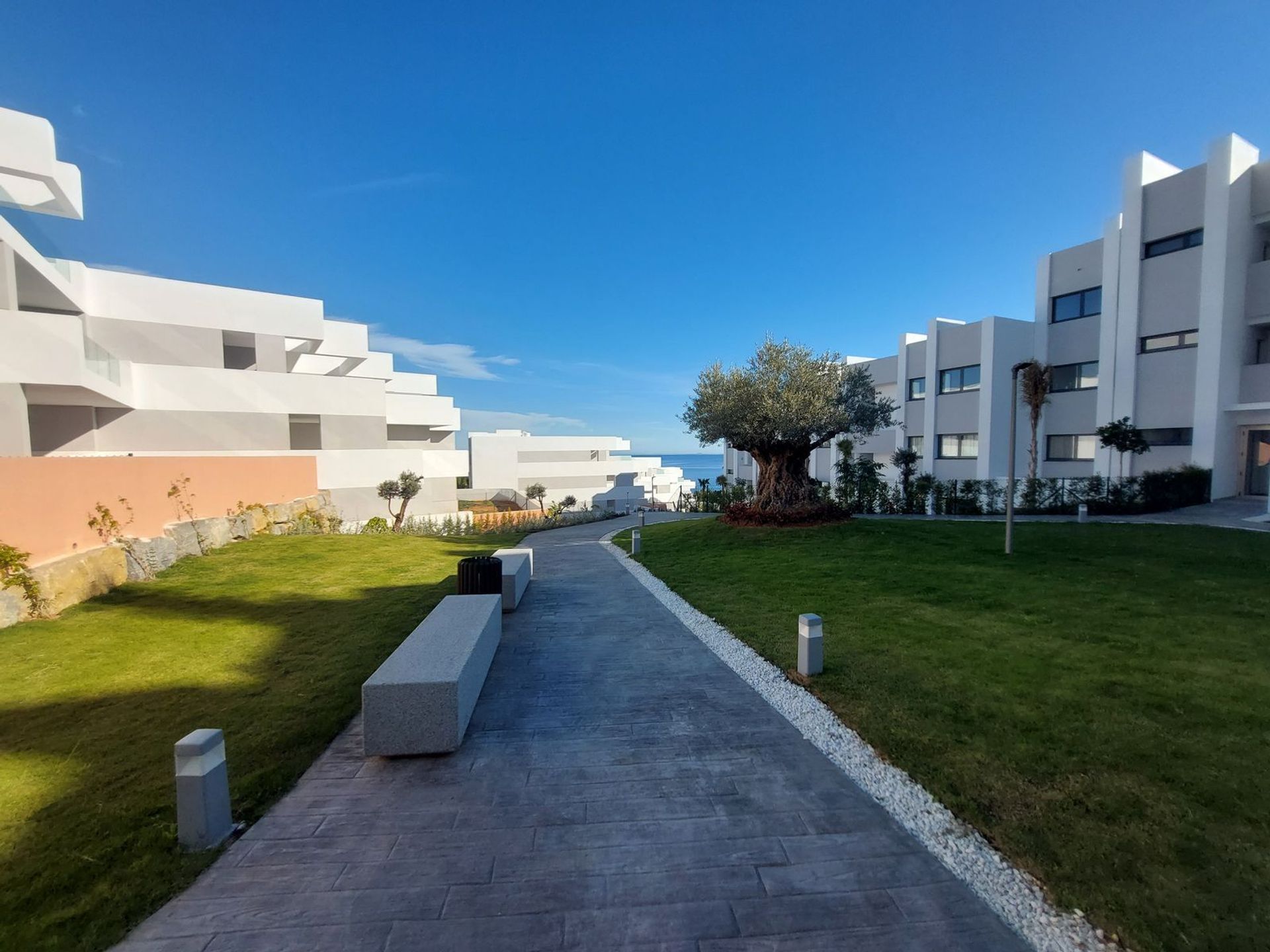 Condominium in Manilva, Andalucía 12506526