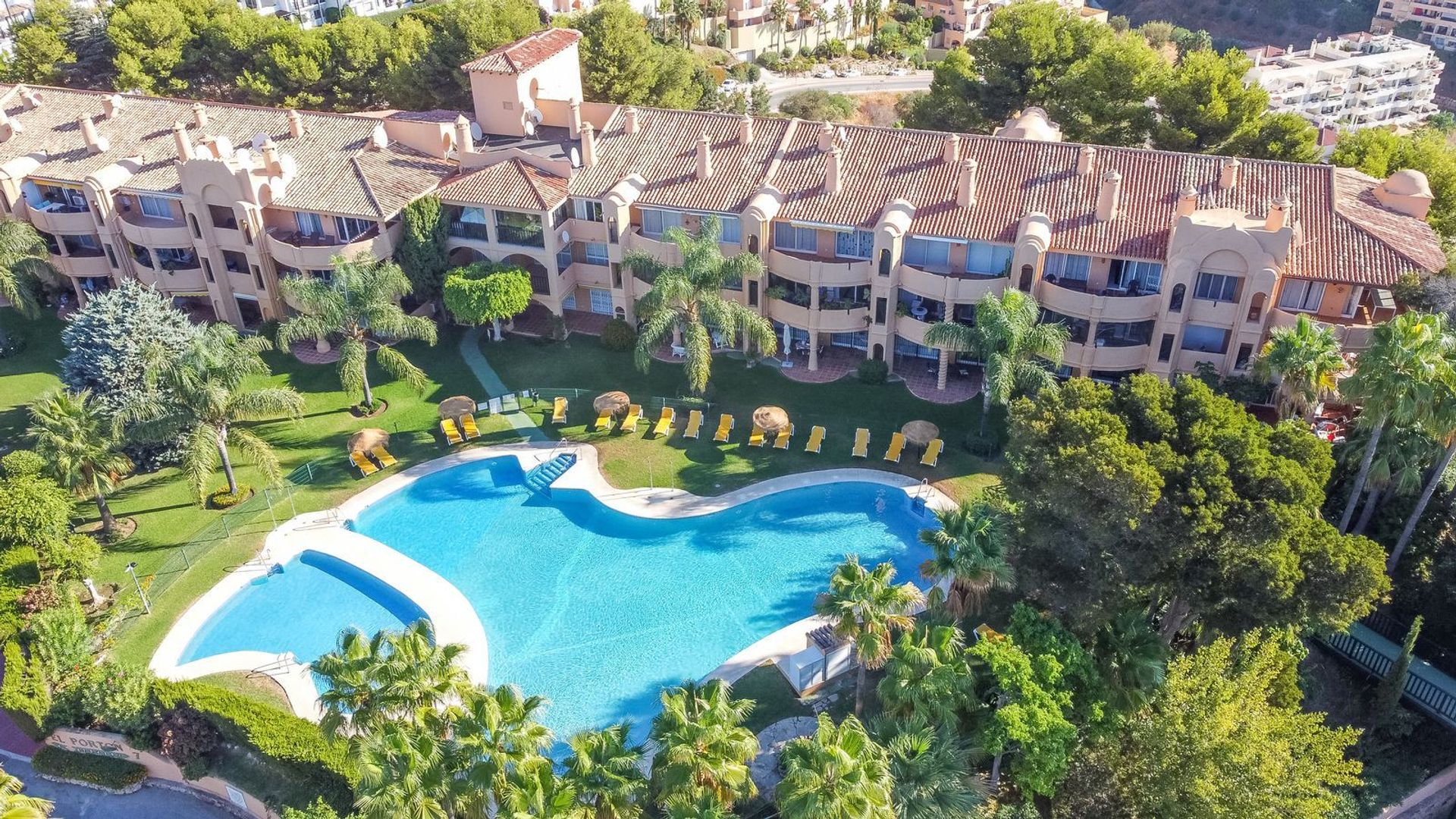 Condominium in Marbella, Andalucía 12506555