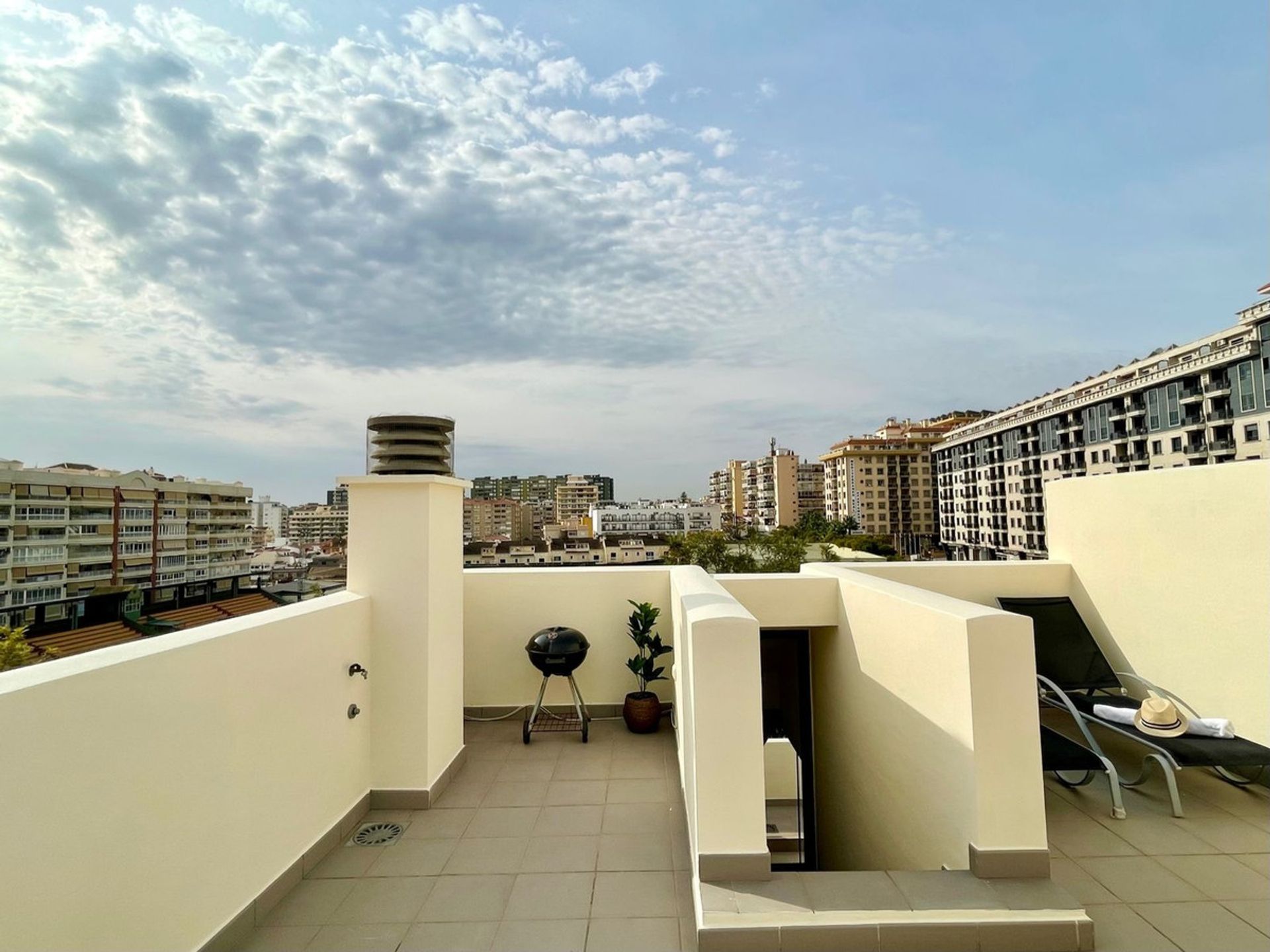 Condominio en Fuengirola, Andalucía 12507053