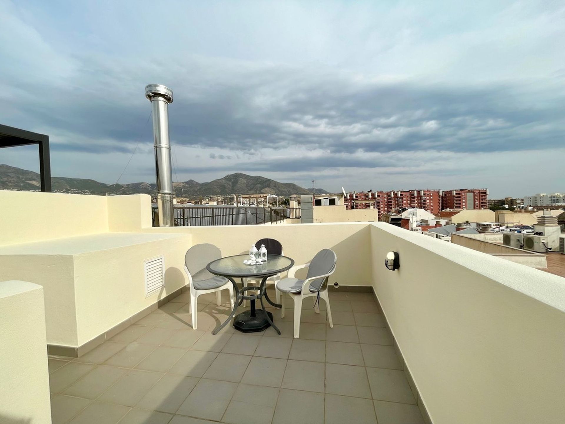 Condominio en Fuengirola, Andalucía 12507053