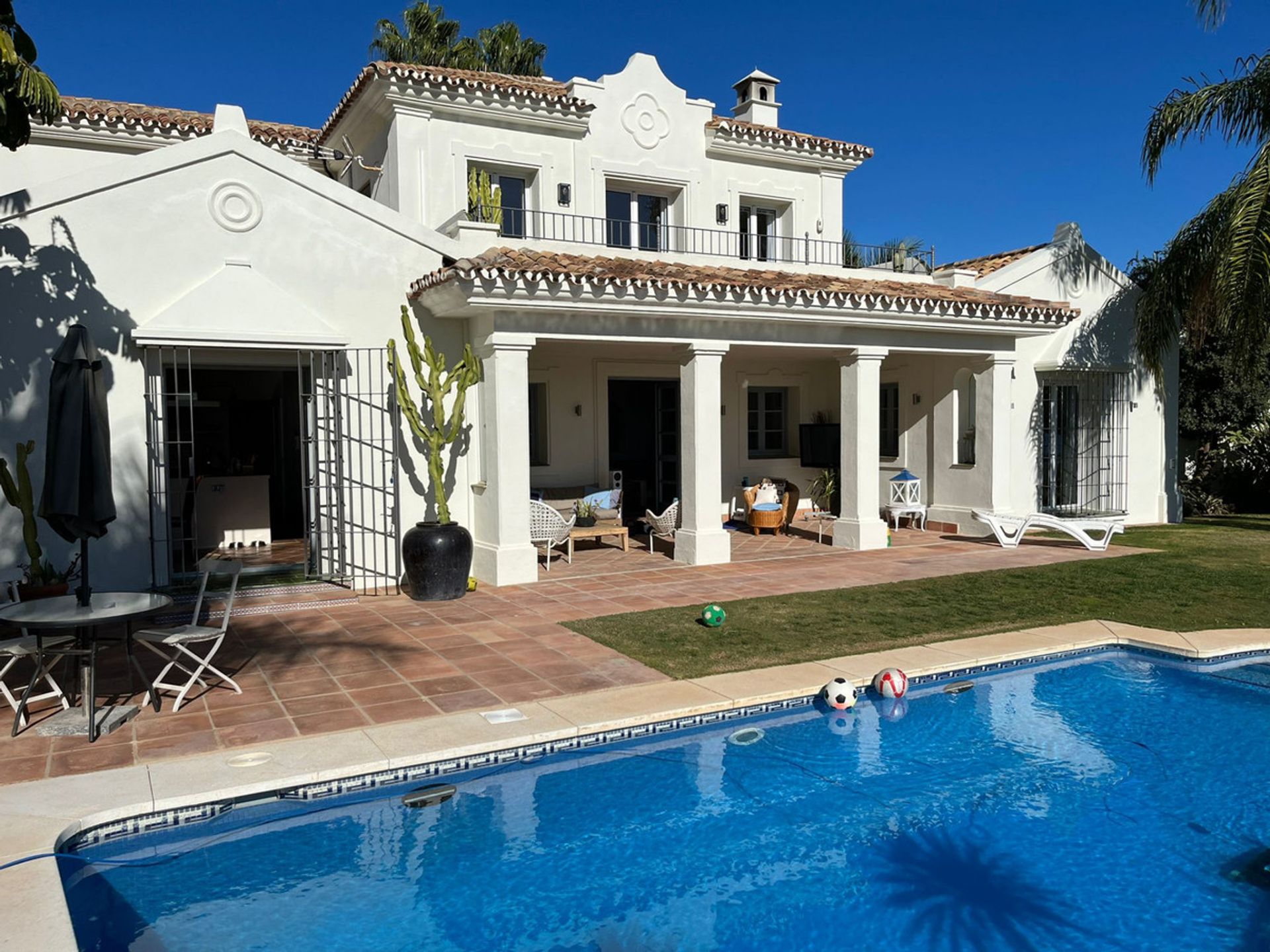 House in Benahavís, Andalusia 12507110