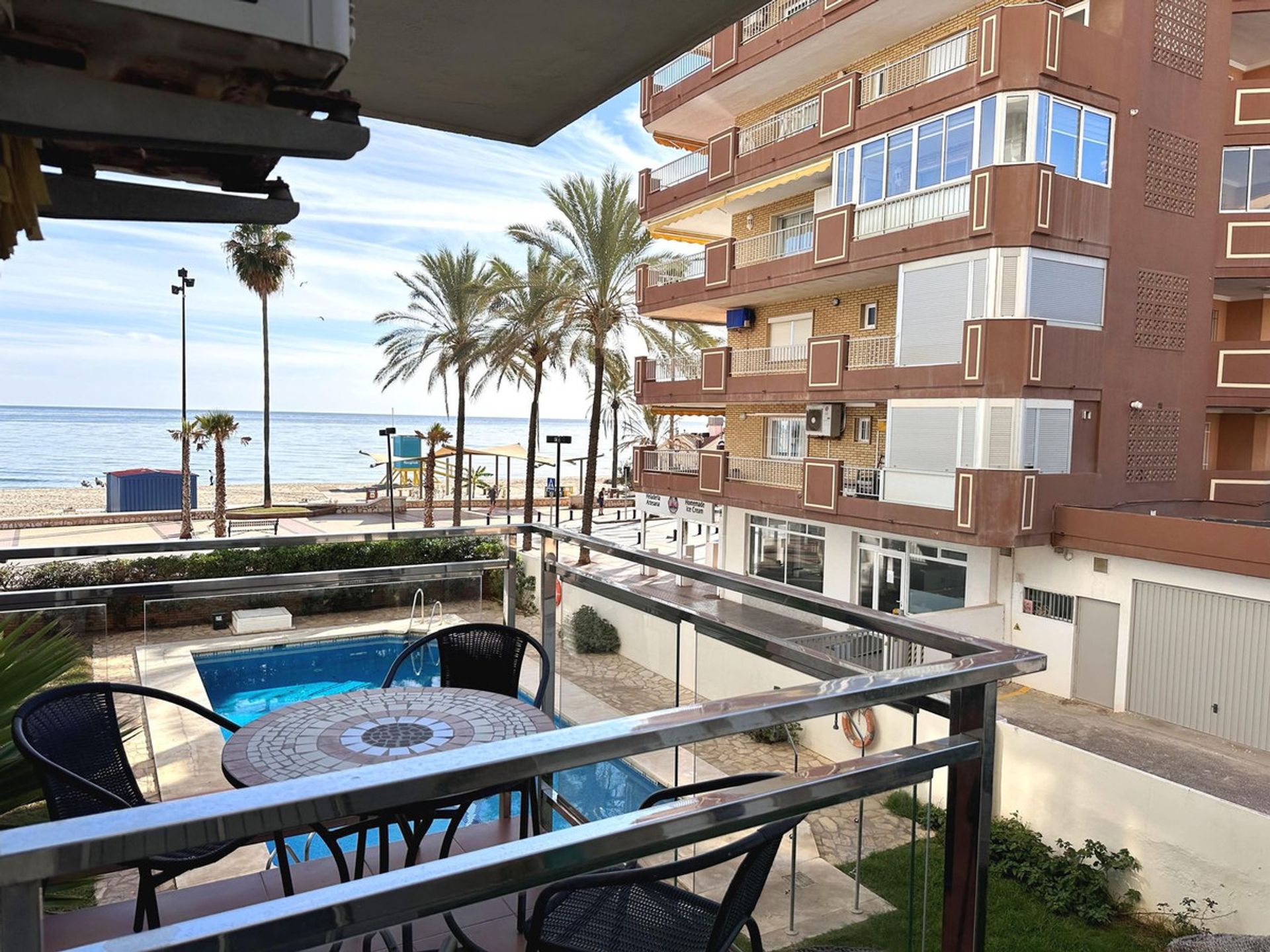 Condominium in Fuengirola, Andalusia 12507179