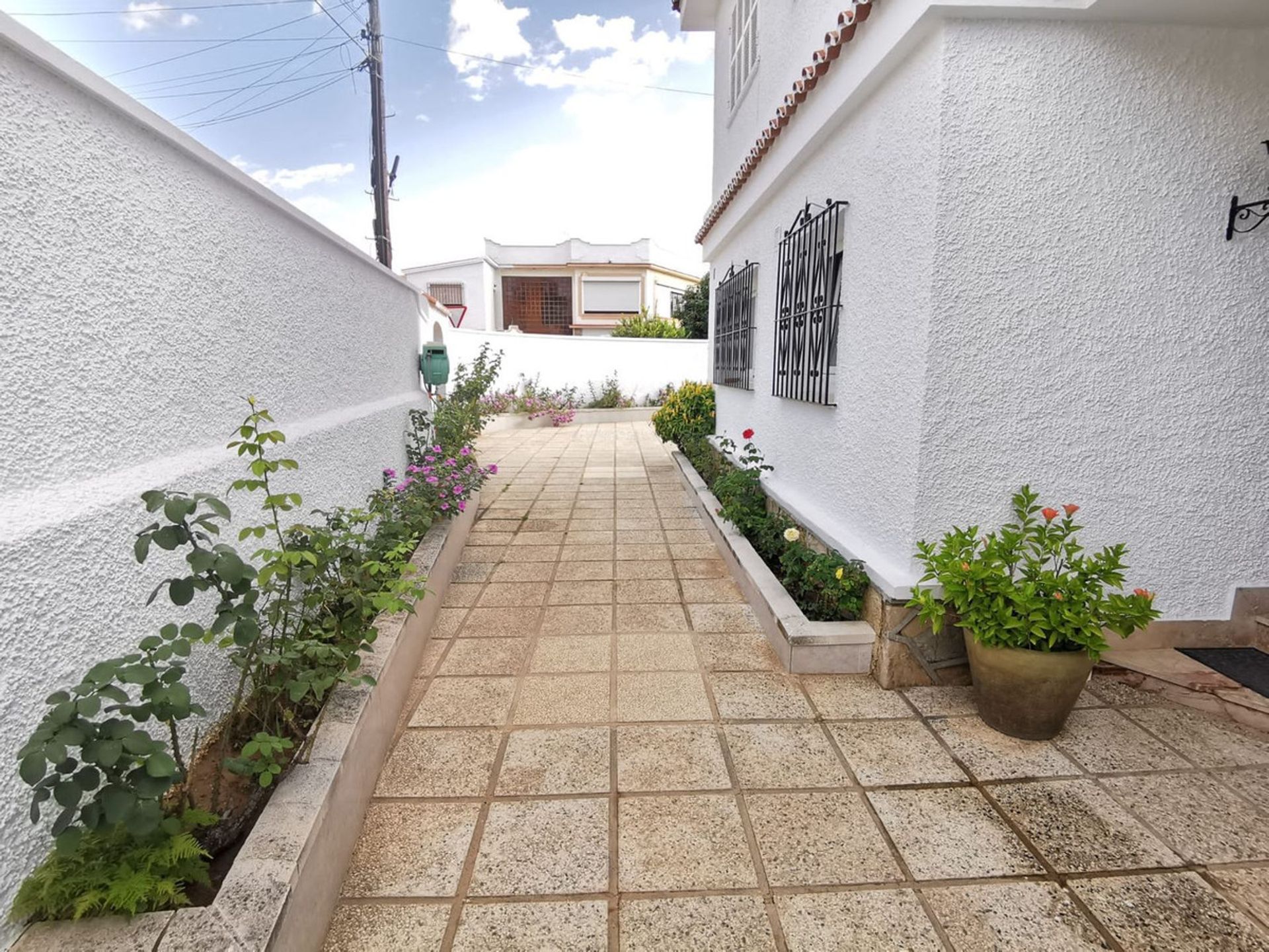 House in Benalmádena, Andalusia 12507221