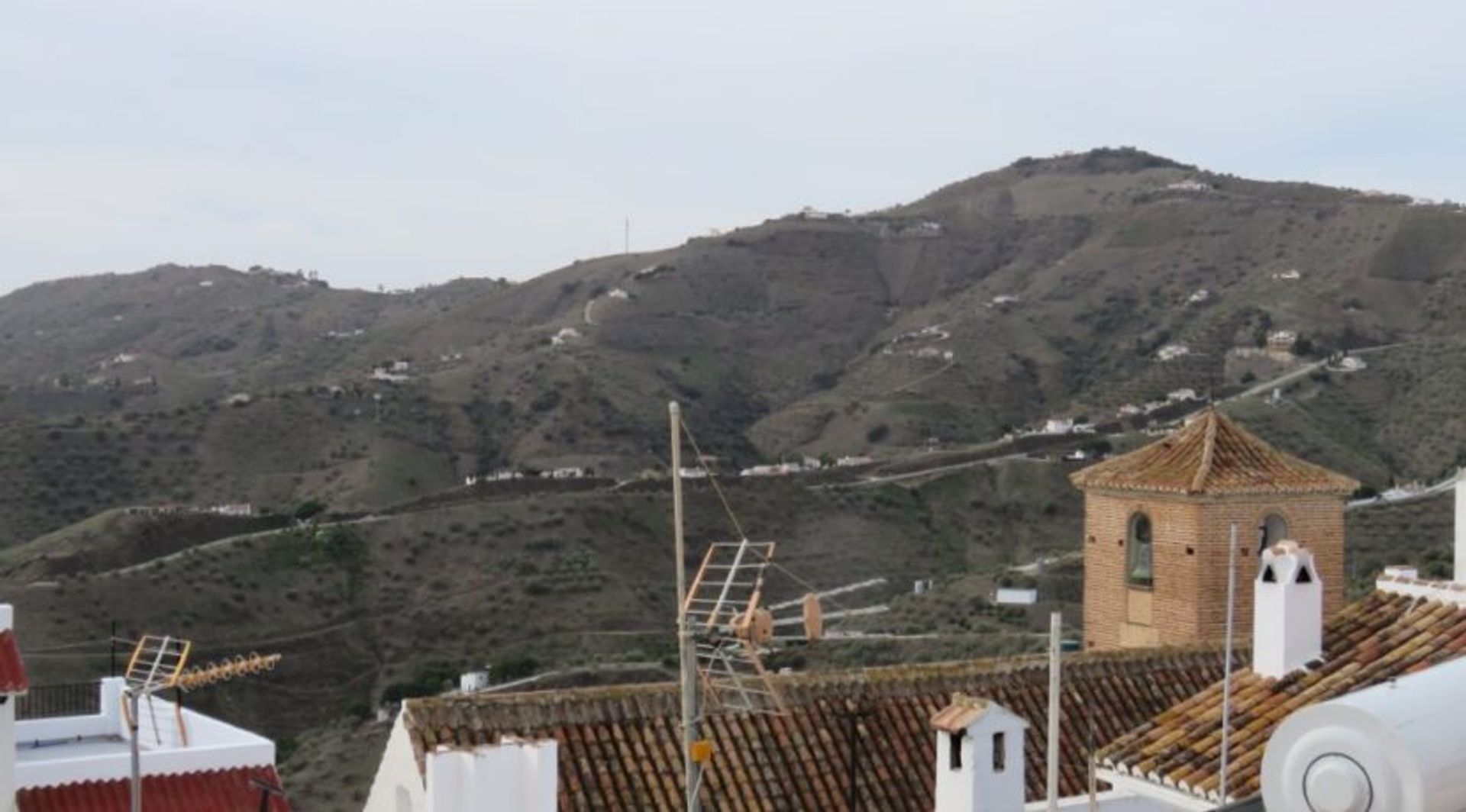 Будинок в Canillas de Albaida, Andalusia 12507384