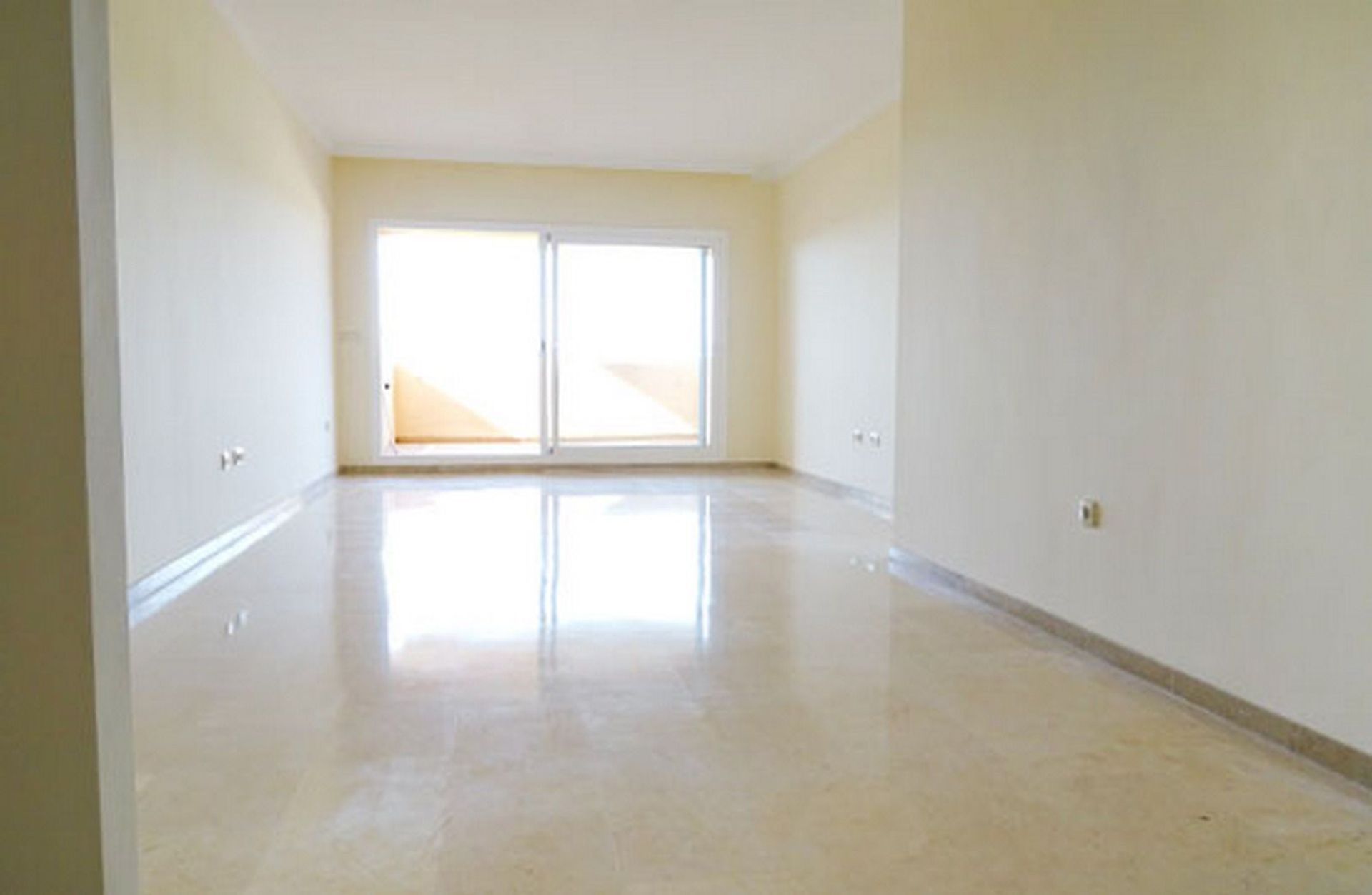 Condominium in Marbella, Andalucía 12510739