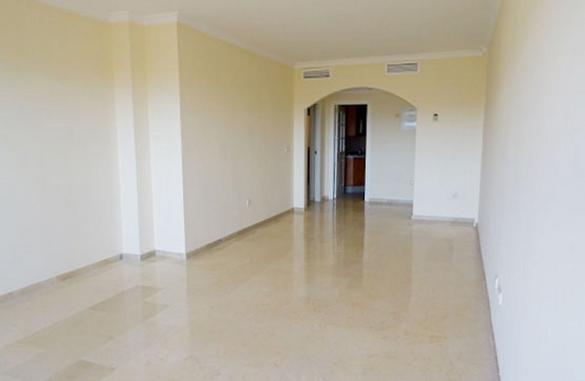 Condominium in Marbella, Andalucía 12510739