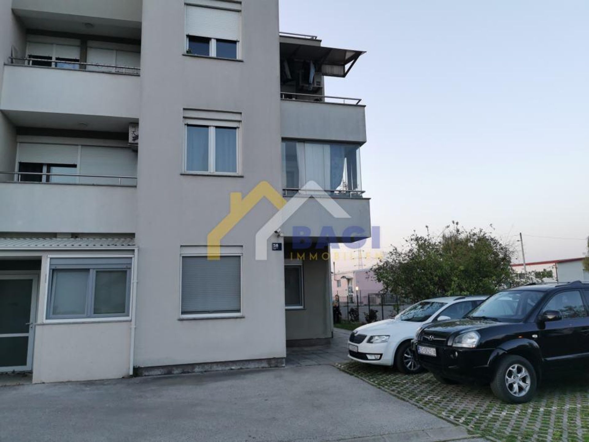 Condominium in Zagreb, Grad Zagreb 12513611