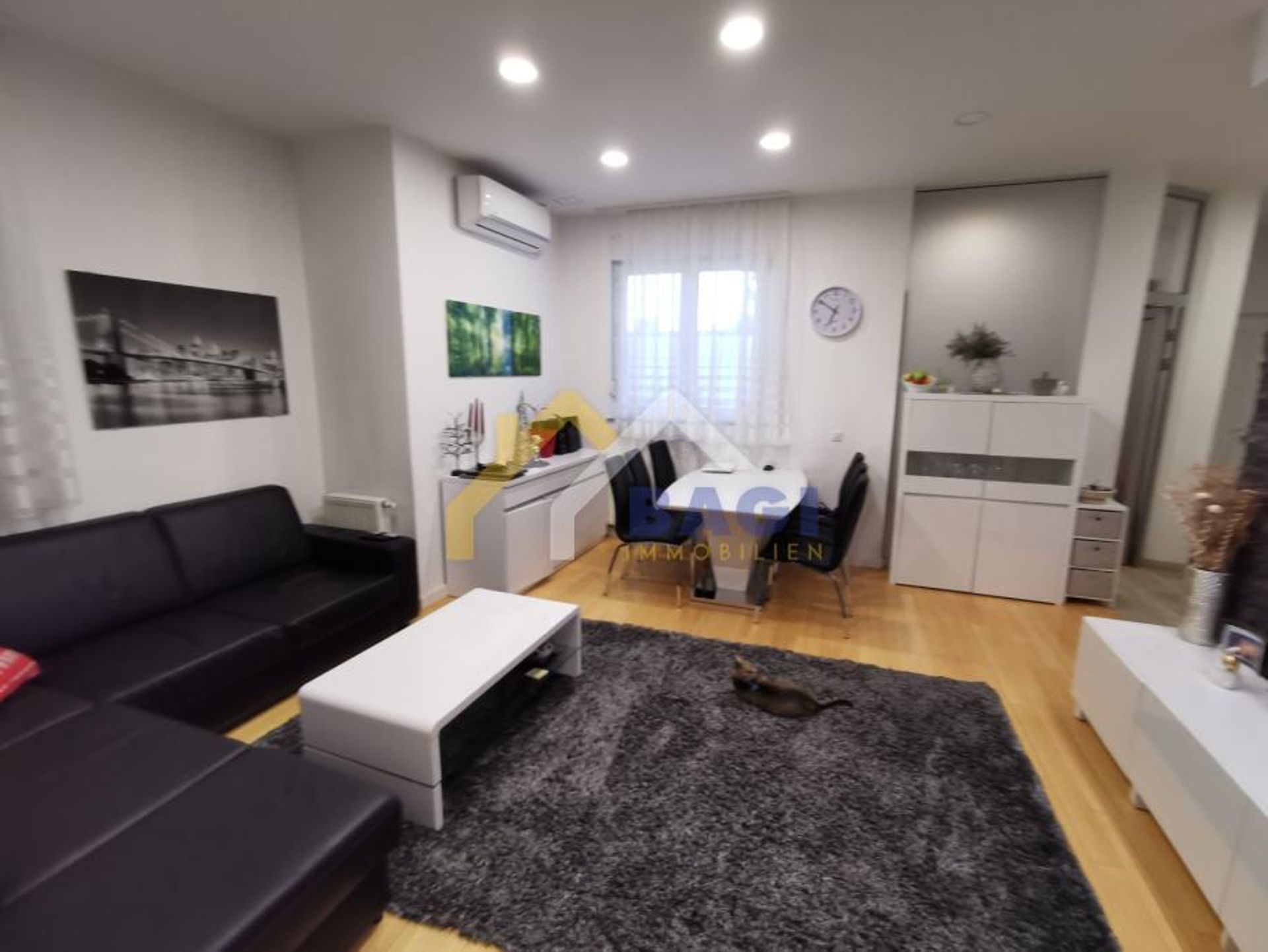 Condominio en Jakusevec, Zagreb, Grad 12513611