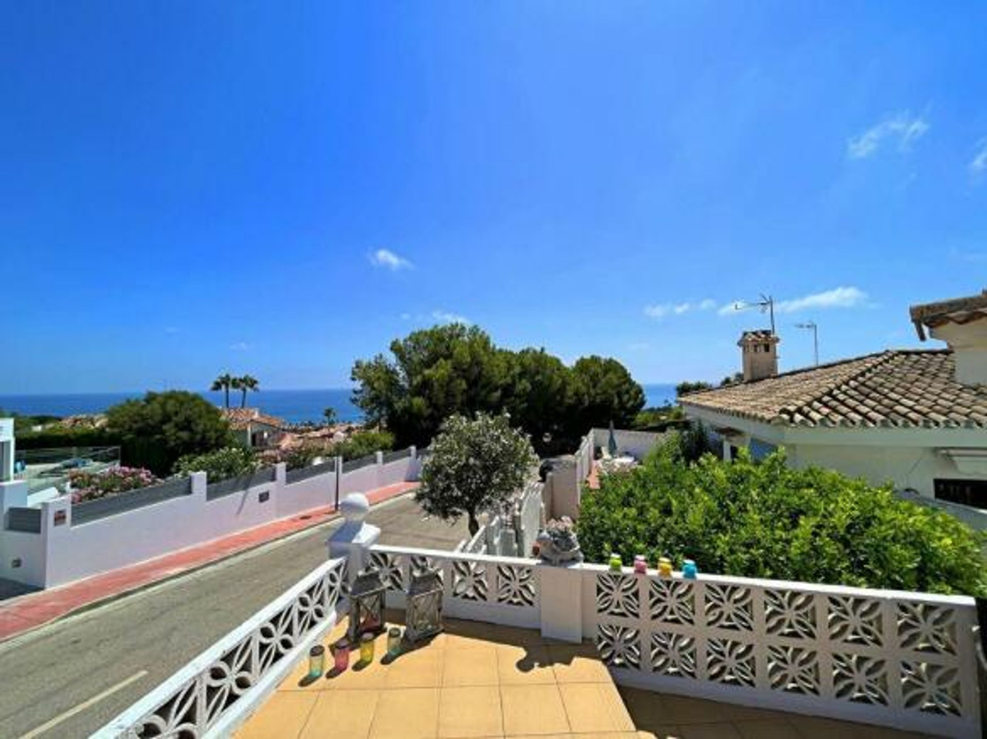 Casa nel Puerto de la Duquesa, Andalusia 12514569