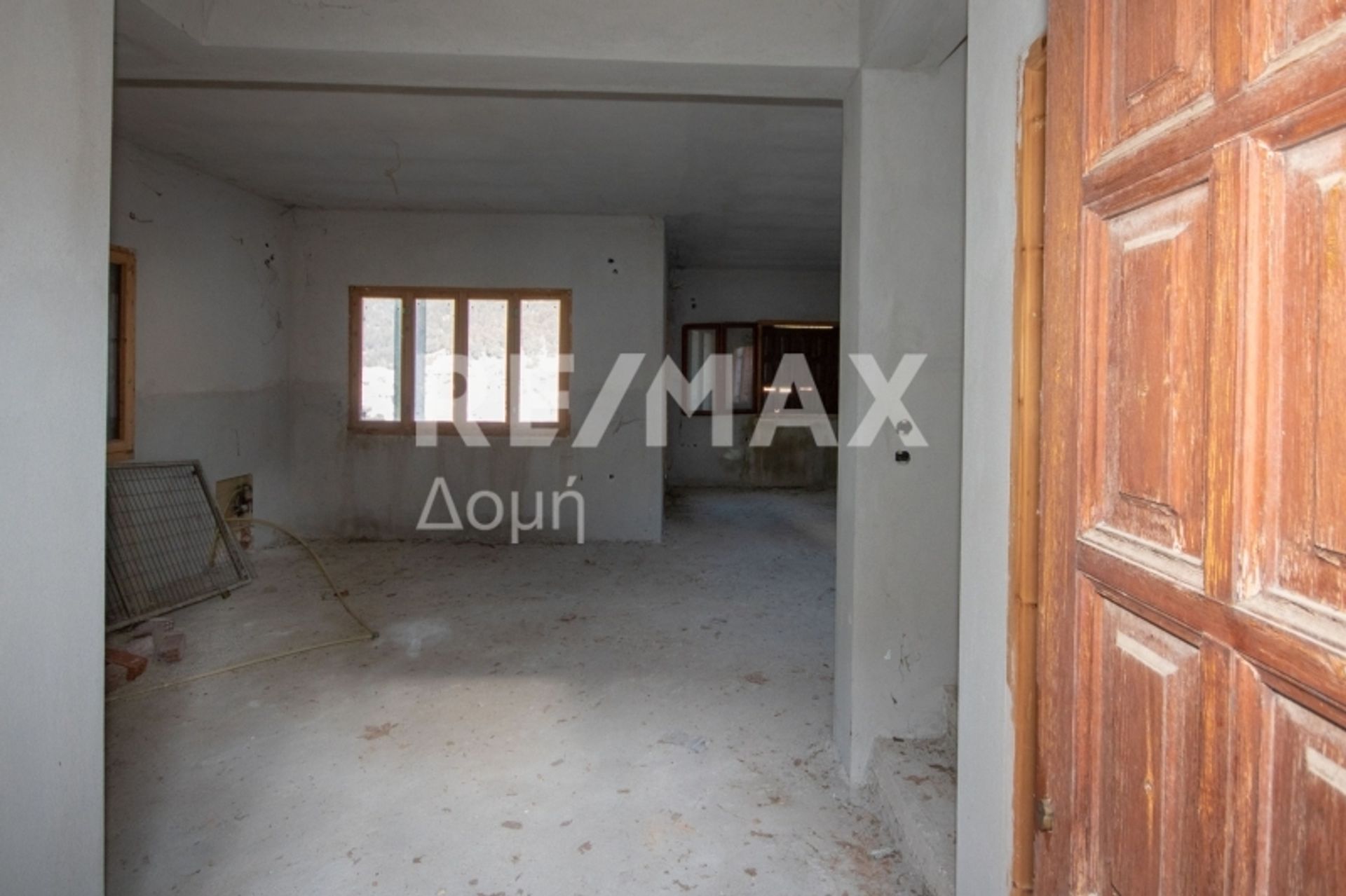 House in Anakasia,  12516350