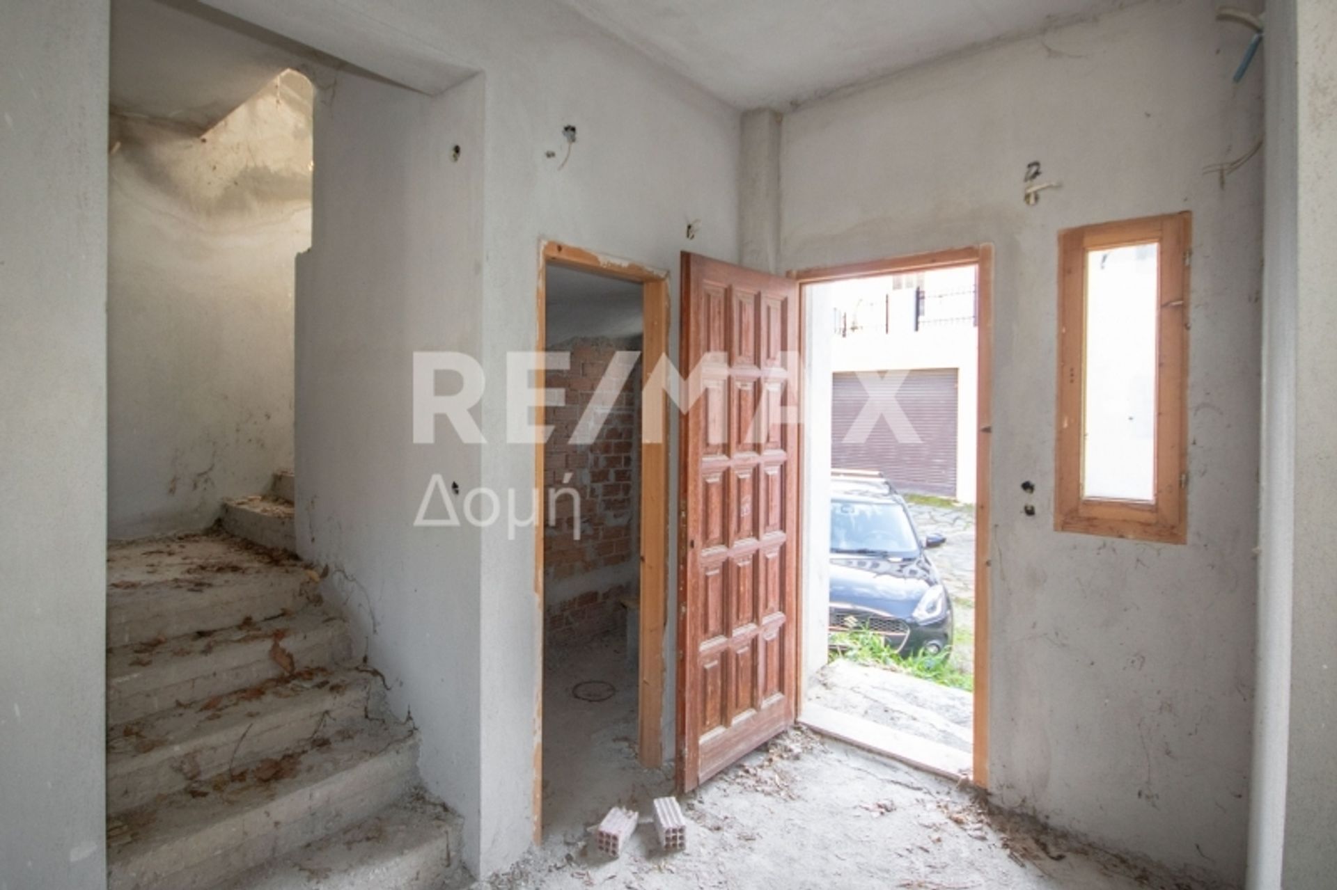 House in Anakasia,  12516350