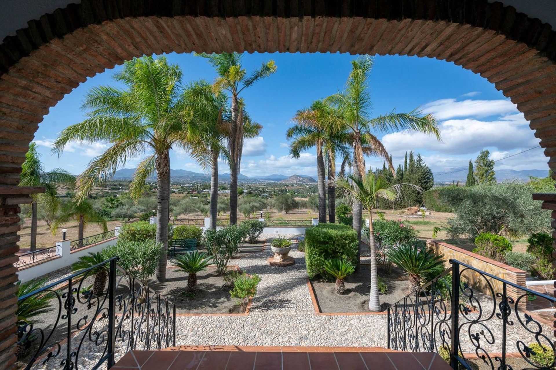 casa no Alhaurín el Grande, Andalusia 12516790