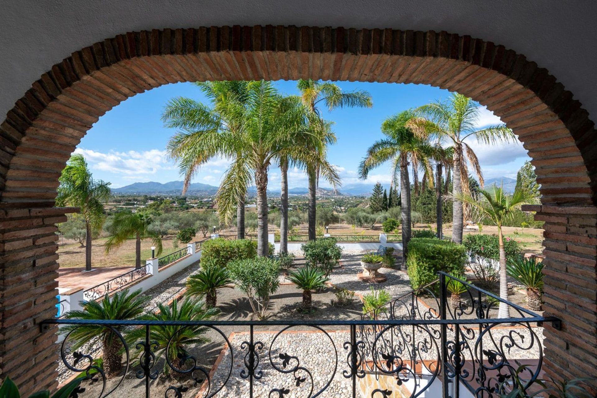 casa no Alhaurín el Grande, Andalusia 12516790