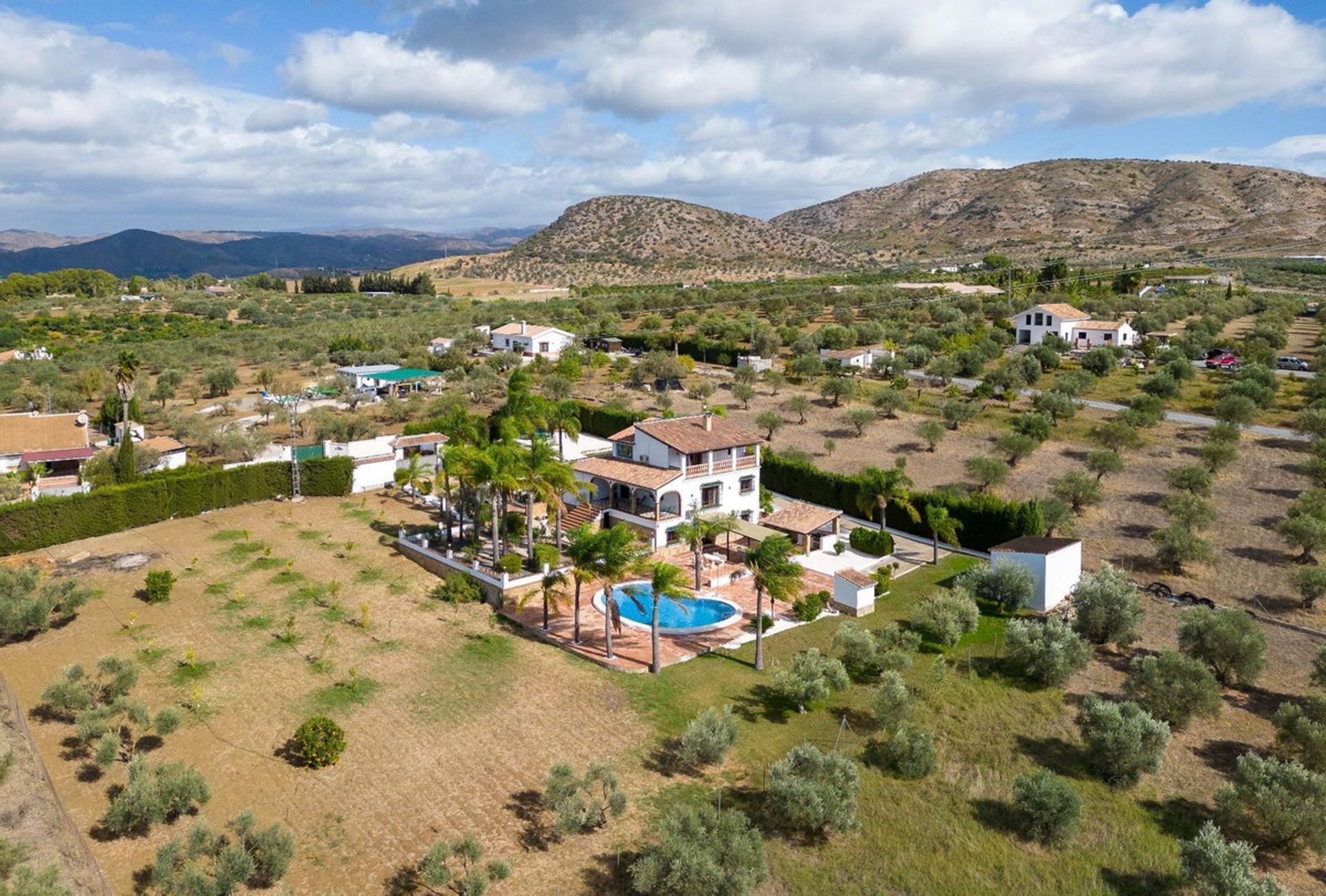 casa no Alhaurín el Grande, Andalusia 12516790