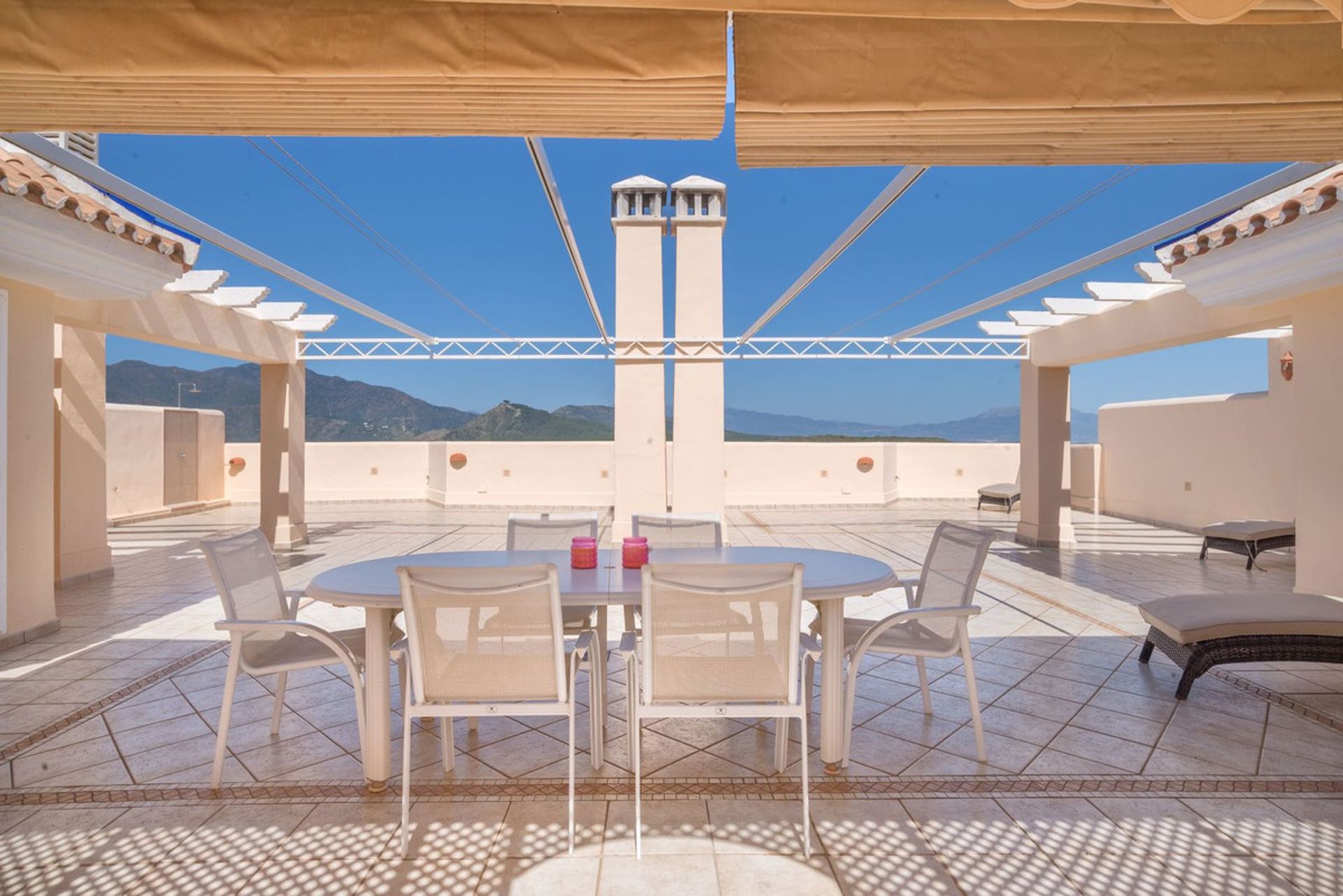 Condominium dans Alhaurín el Grande, Andalusia 12516824