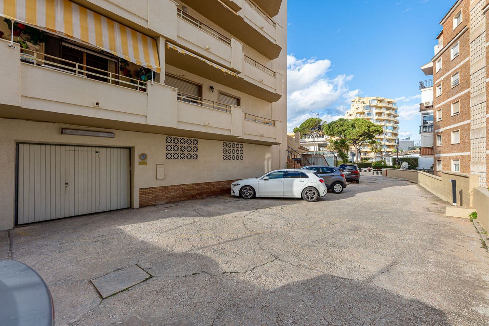 Condominium in Benalmádena, Andalusia 12517208