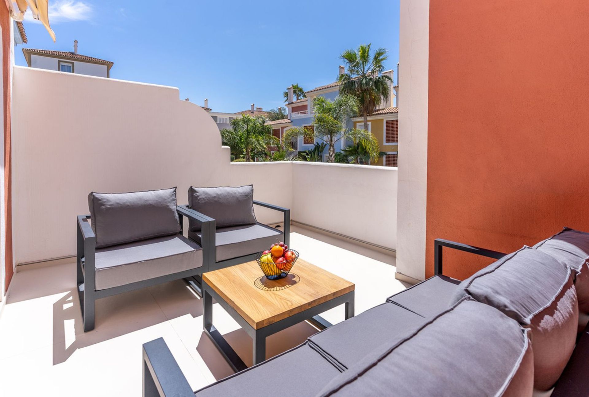 Condominium dans San Pedro de Alcántara, Andalousie 12518139