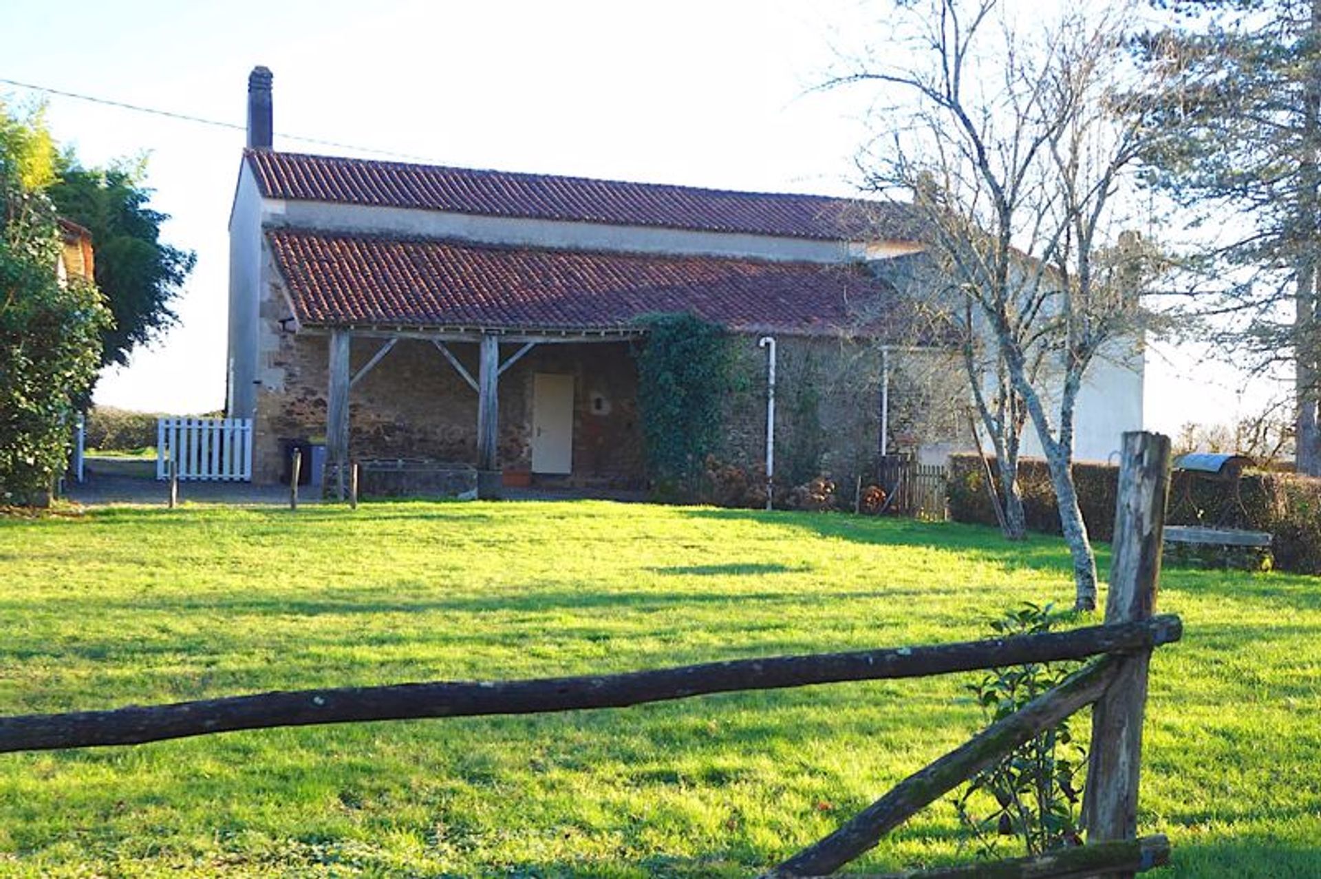 casa en Puy-de-Serre, Países del Loira 12518204