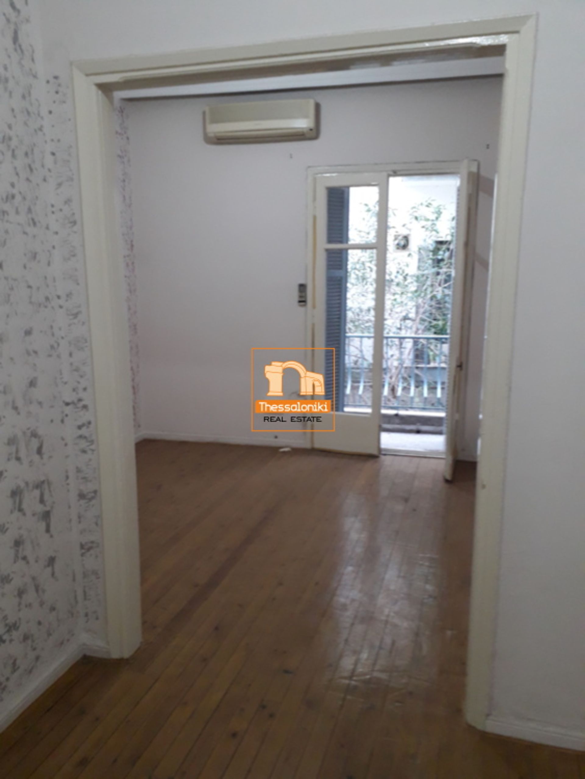 Condominium in Thessaloniki, Kentriki Makedonia 12518603