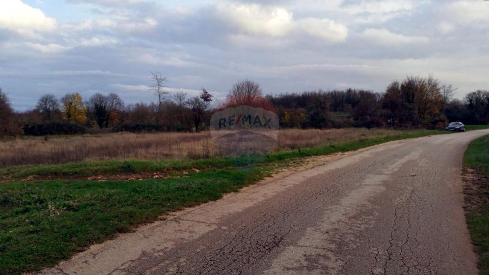 Land in Zminj, Istarska Zupanija 12519293