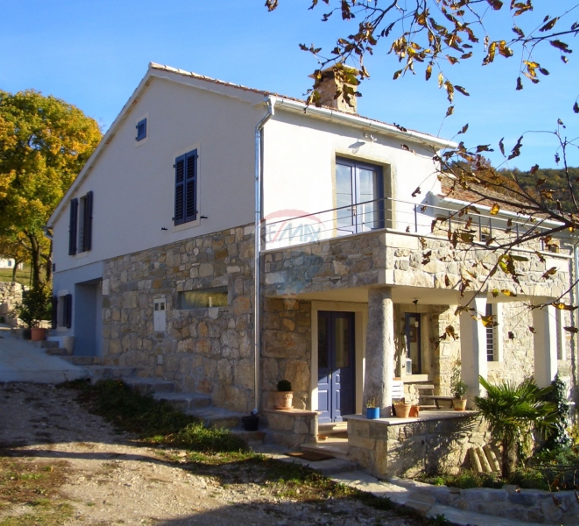 casa en Roč, Istarska županija 12519385