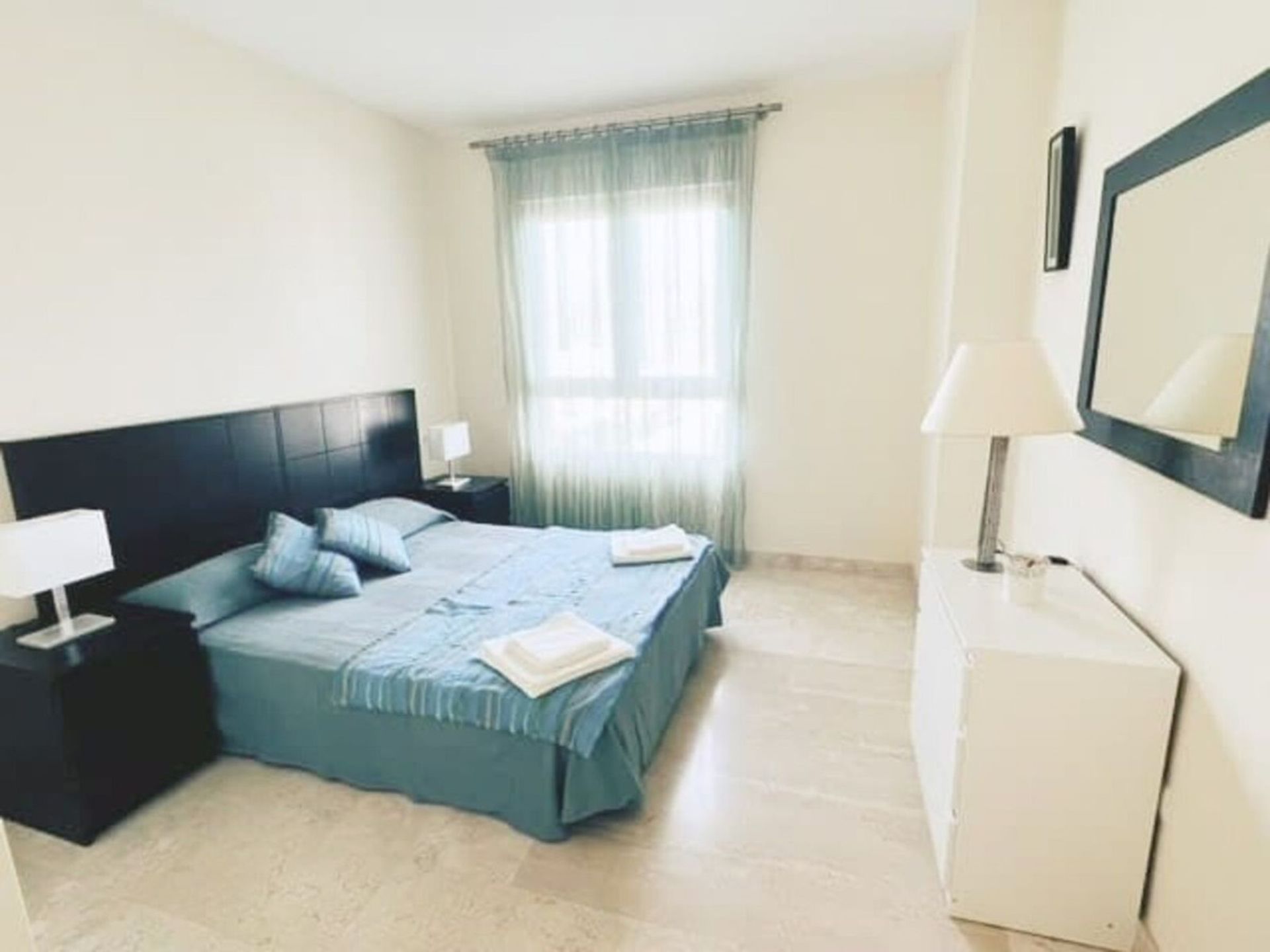 Osakehuoneisto sisään Fuengirola, Andalusia 12522465