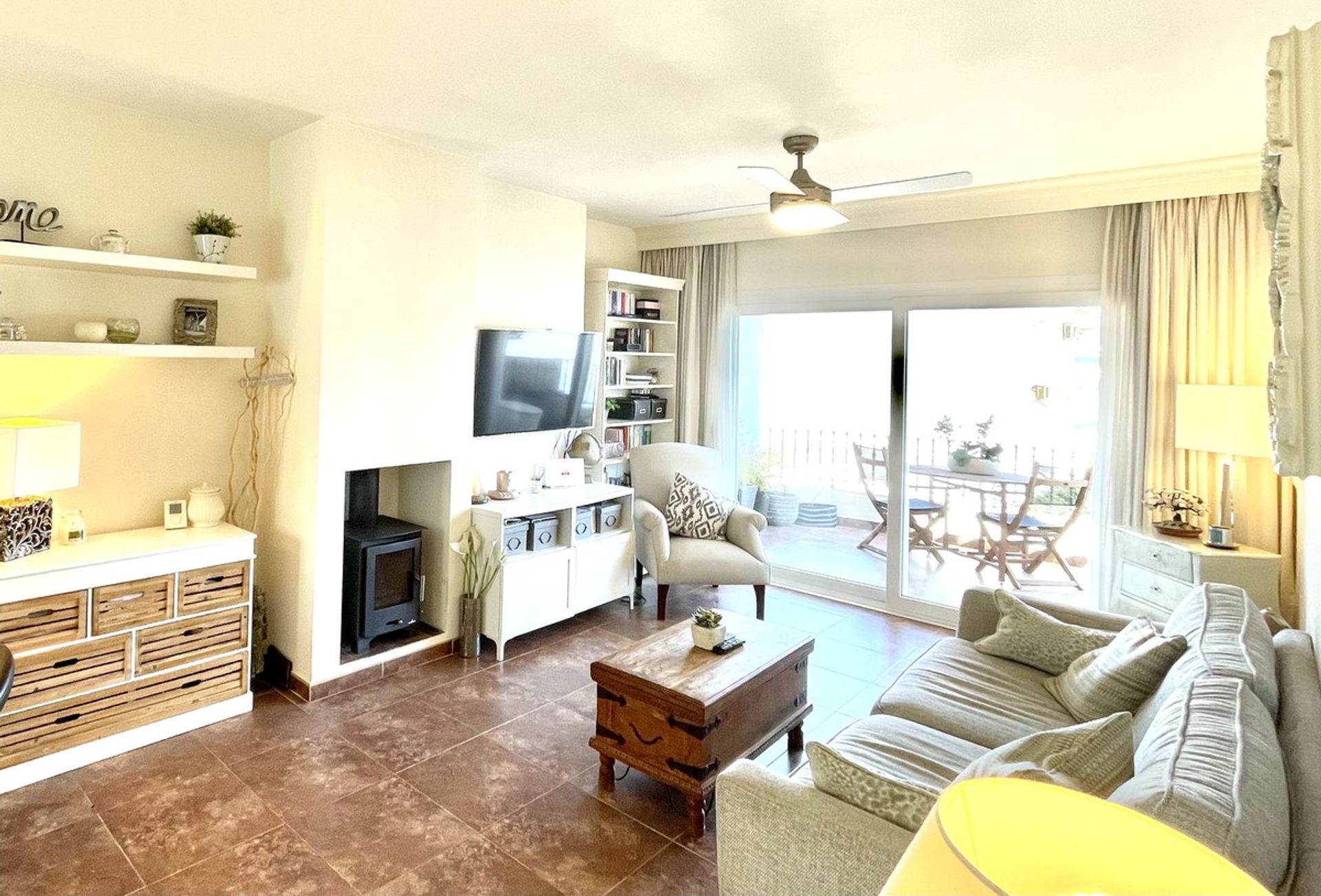 Condominium dans Fuengirola, Andalousie 12522510