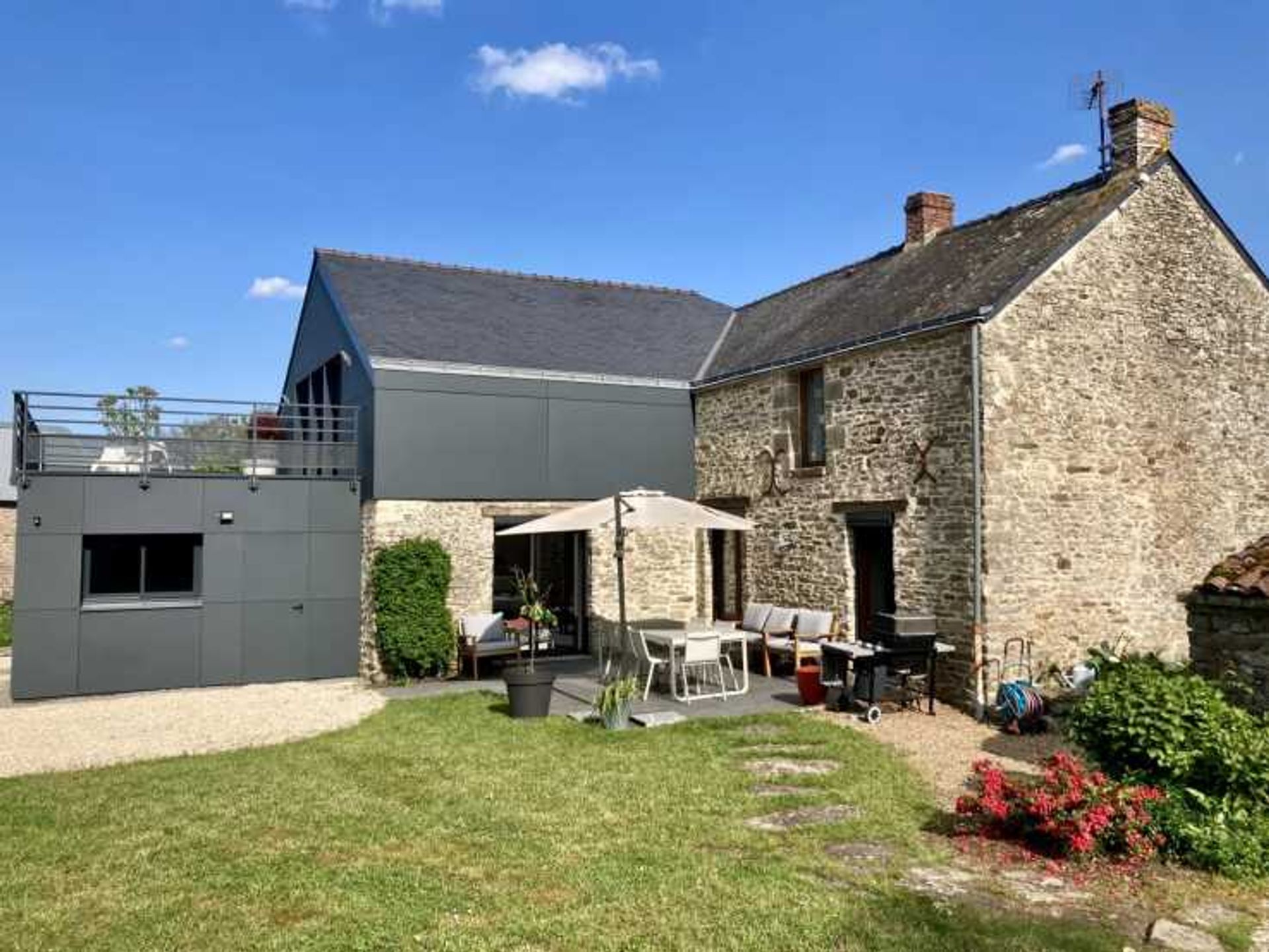 жилой дом в Vigneux-de-Bretagne, Pays de la Loire 12523316