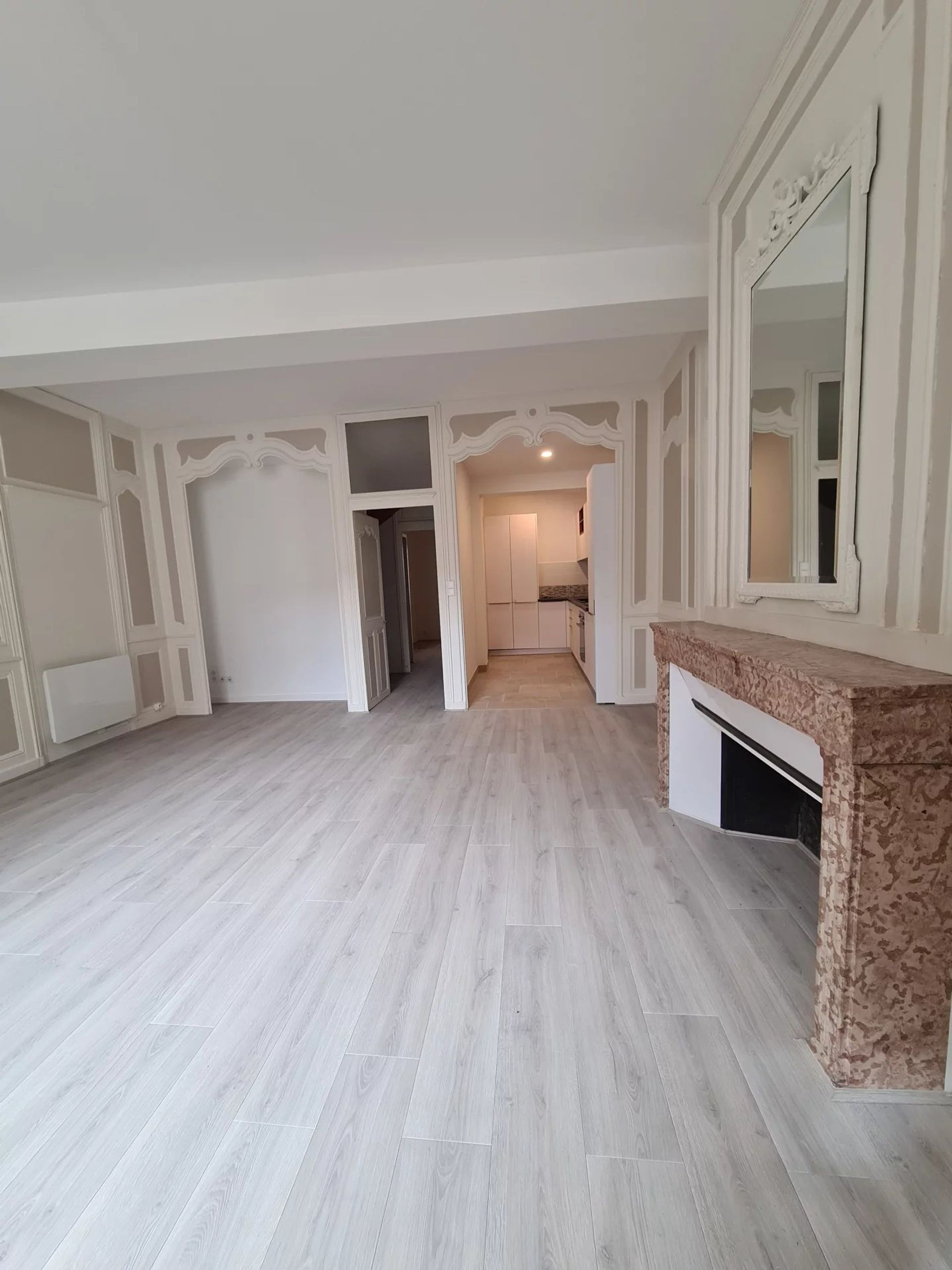 Condominio en Beaune, Côte-d'Or 12523476