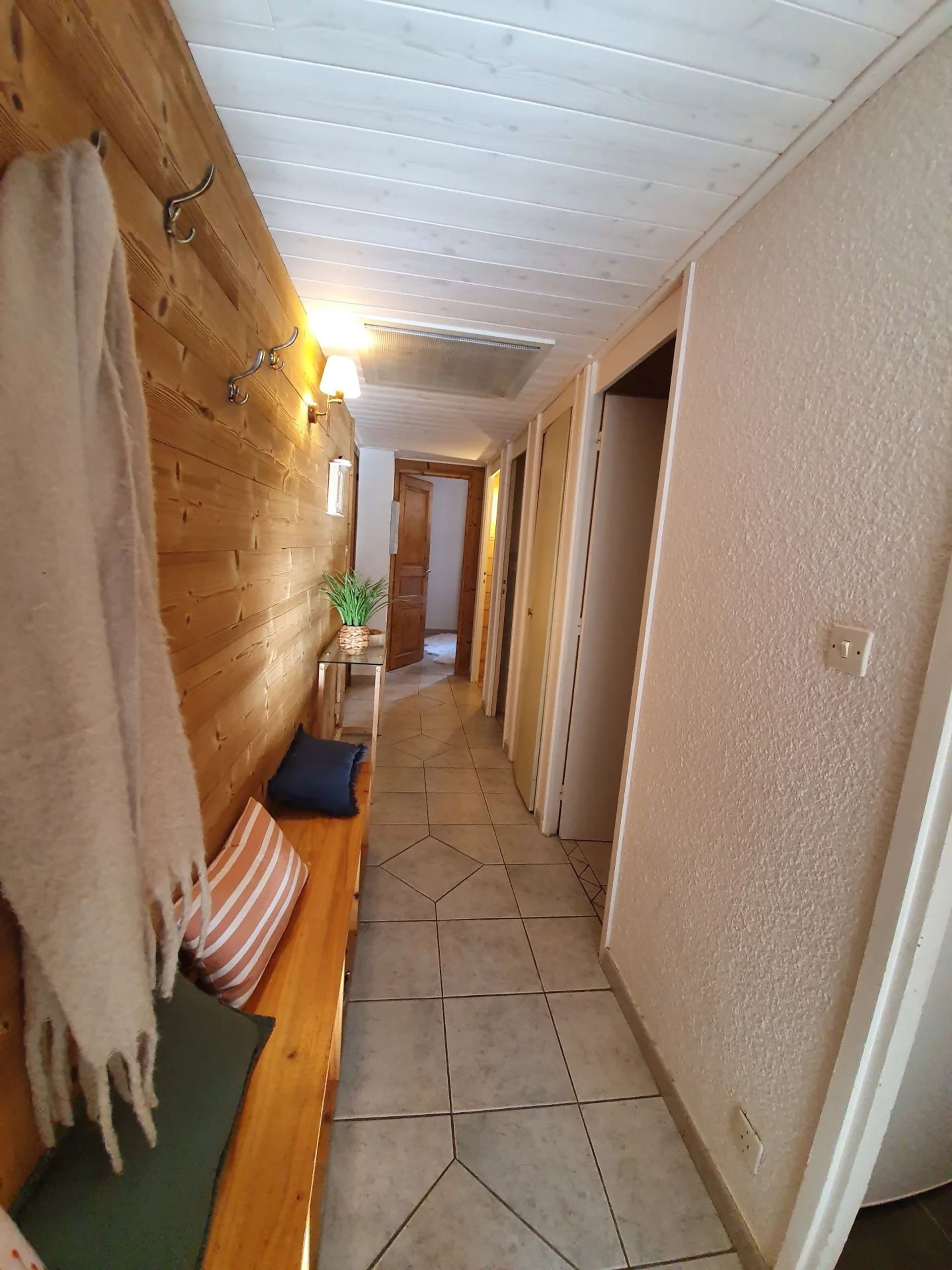 公寓 在 La Salle-les-Alpes, Hautes-Alpes 12523507