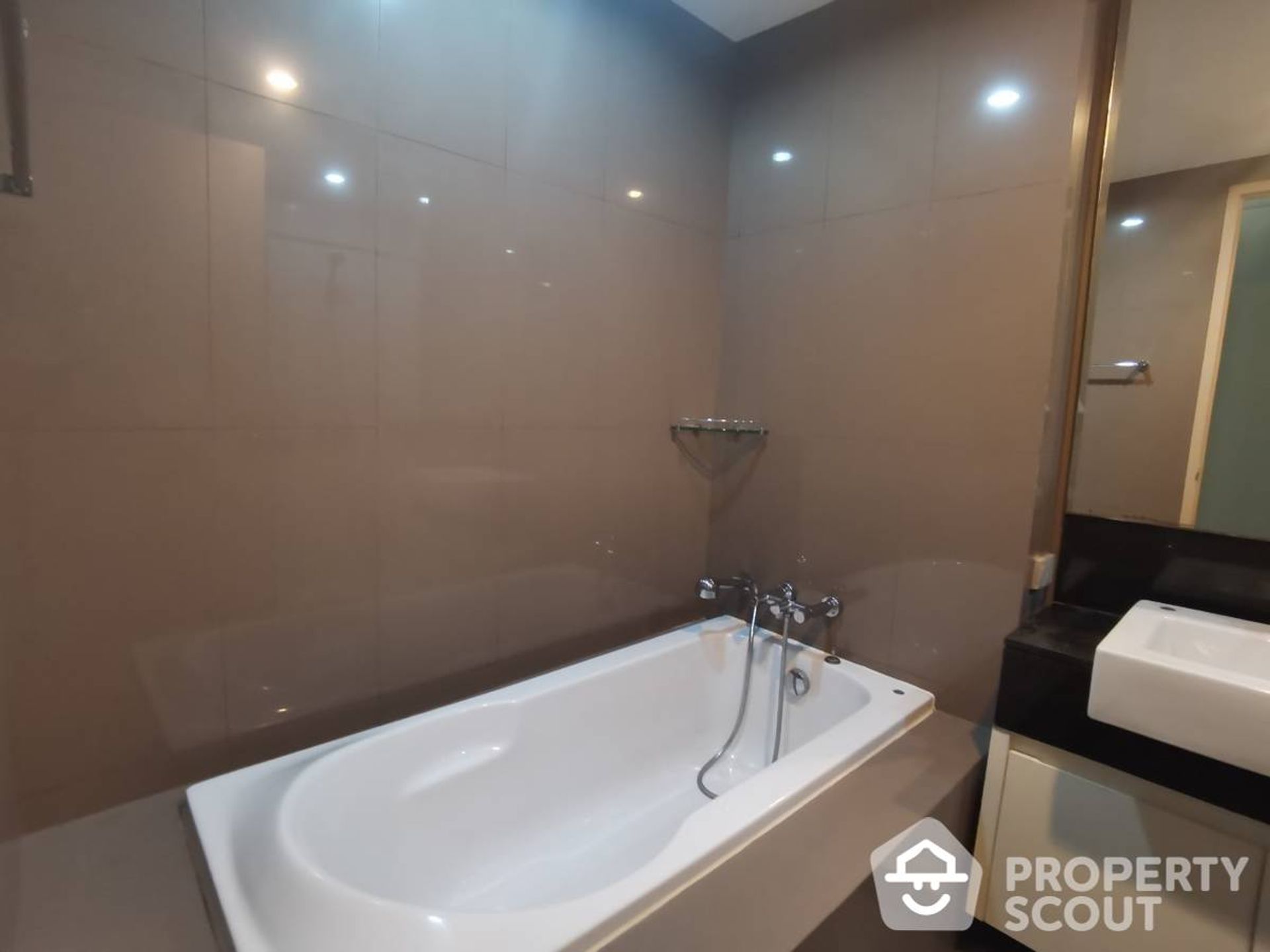 Condominium in , Krung Thep Maha Nakhon 12524494