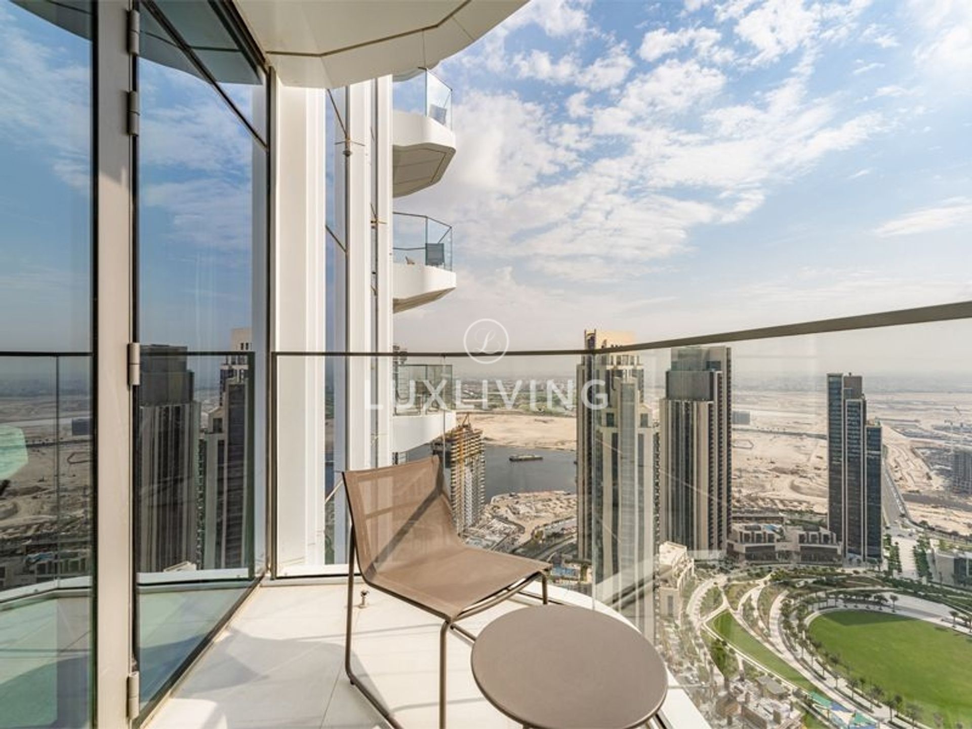 Condominium in Dubai, Dubayy 12524509