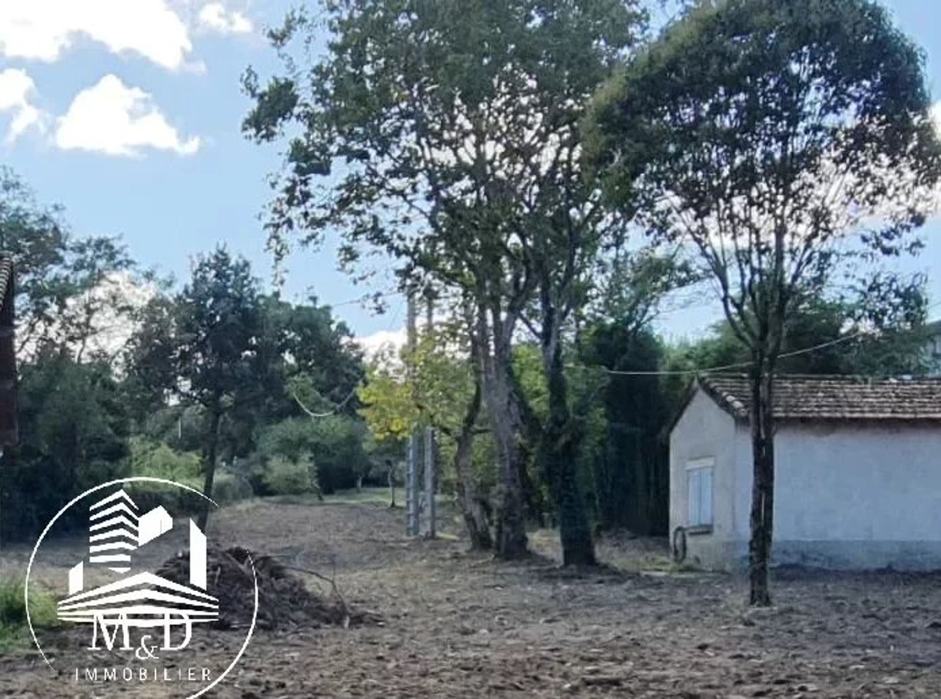 Land i Pleaux, Auvergne-Rhône-Alpes 12524700