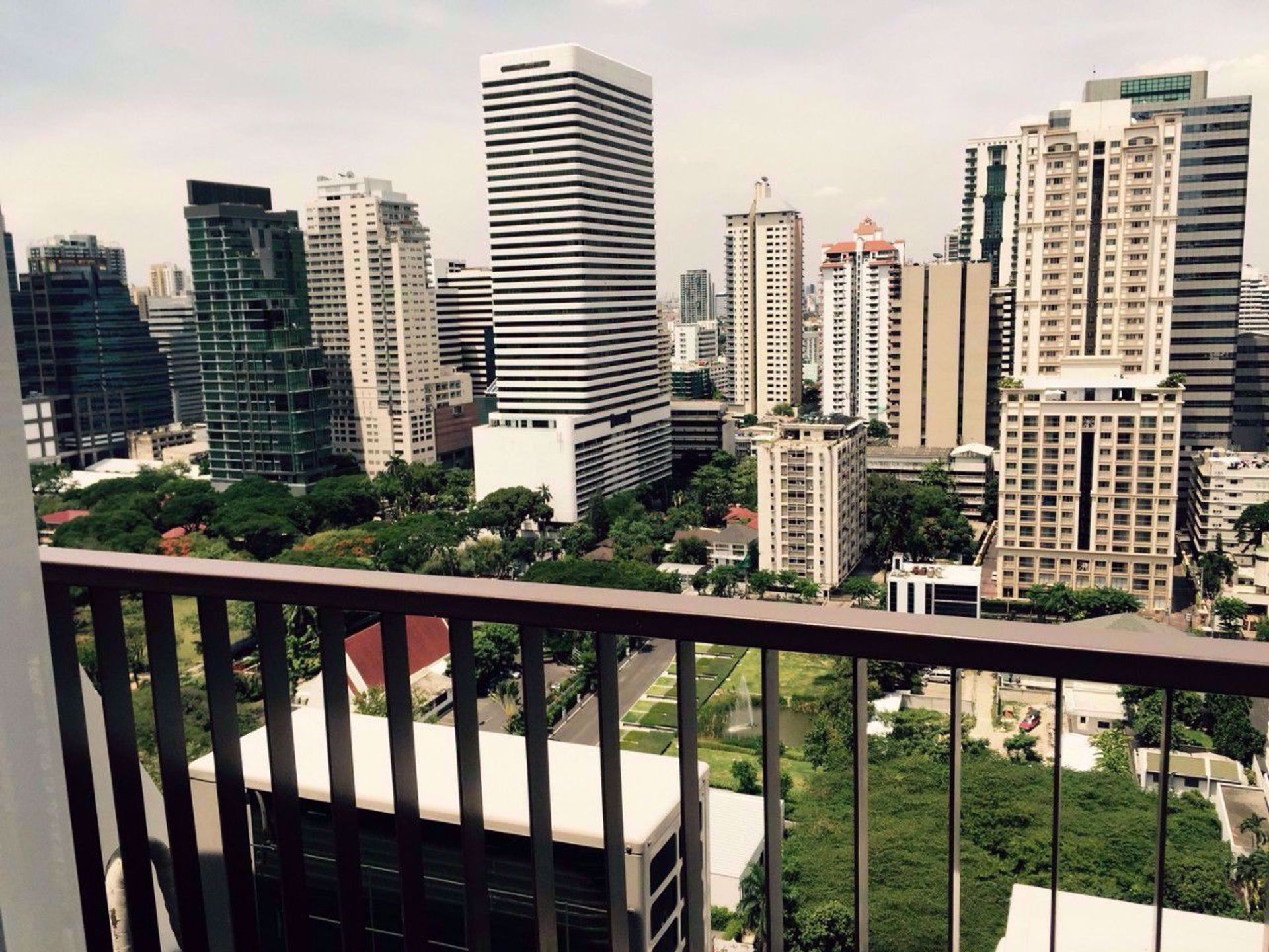 Condominio en Ban Na Song, Krung Thep Maha Nakhon 12524996