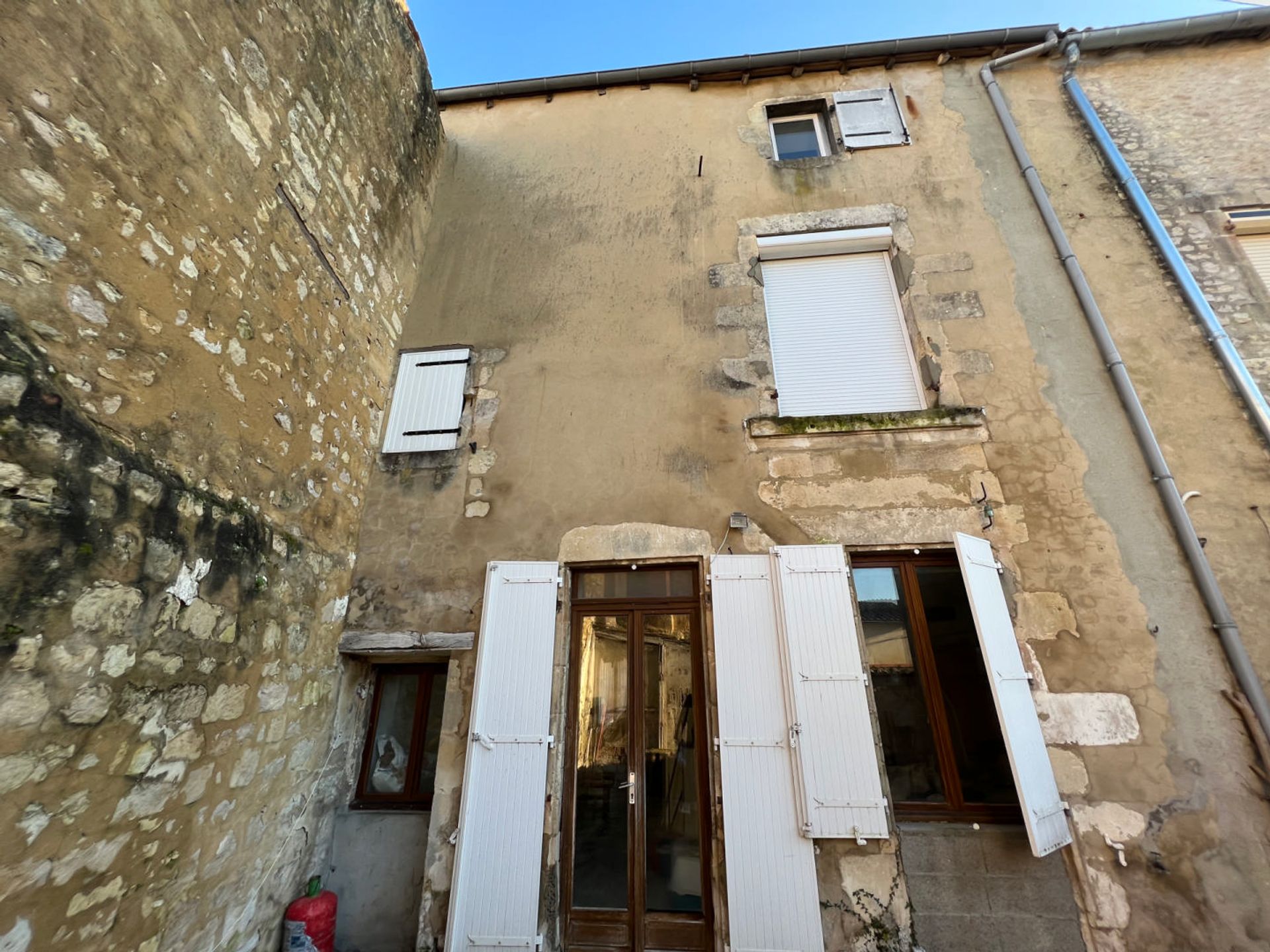 Hus i Saint-Jean-d'Angely, Nouvelle-Aquitaine 12525611