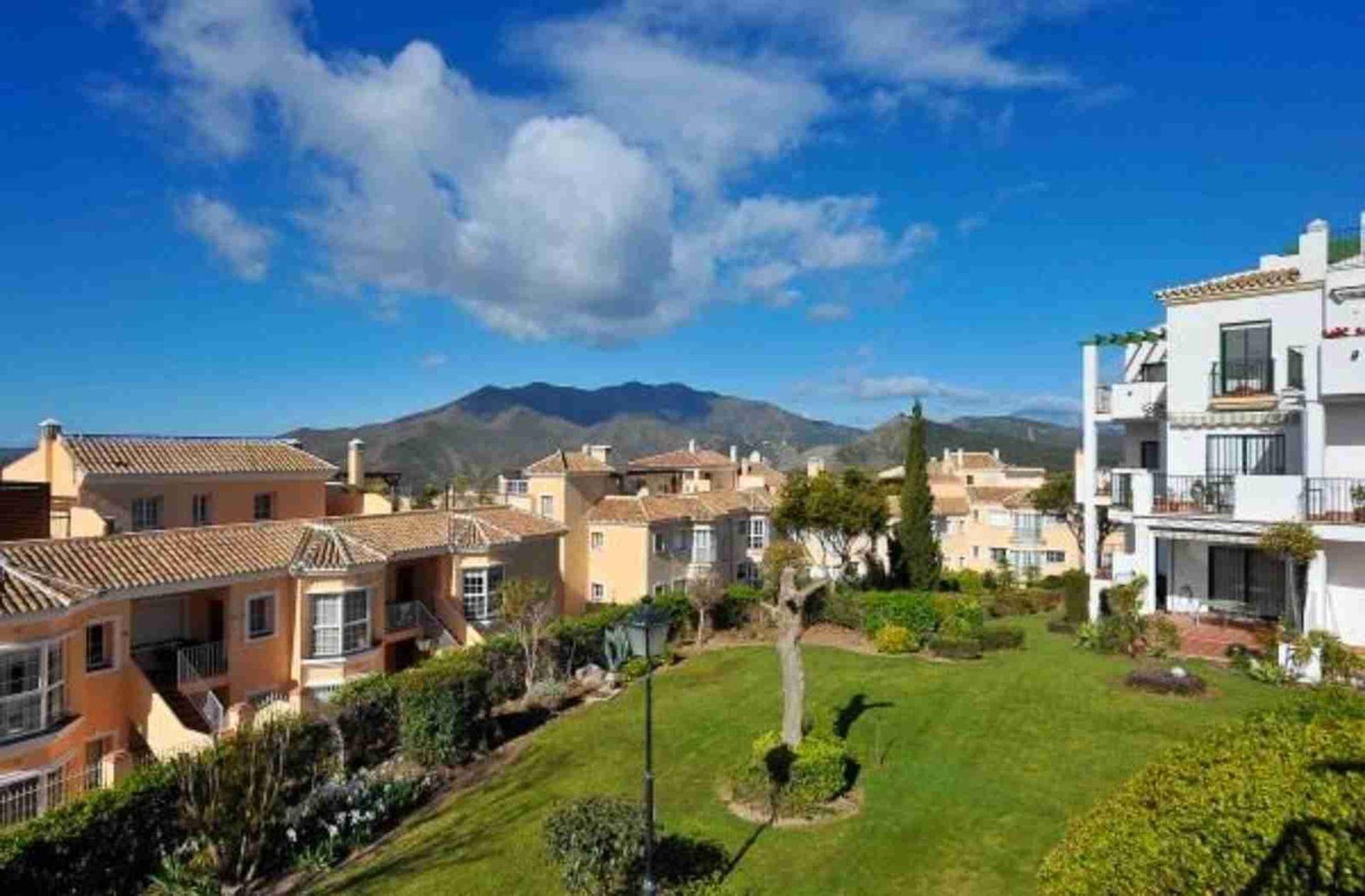 Kondominium di Alhaurín el Grande, Andalusia 12526468