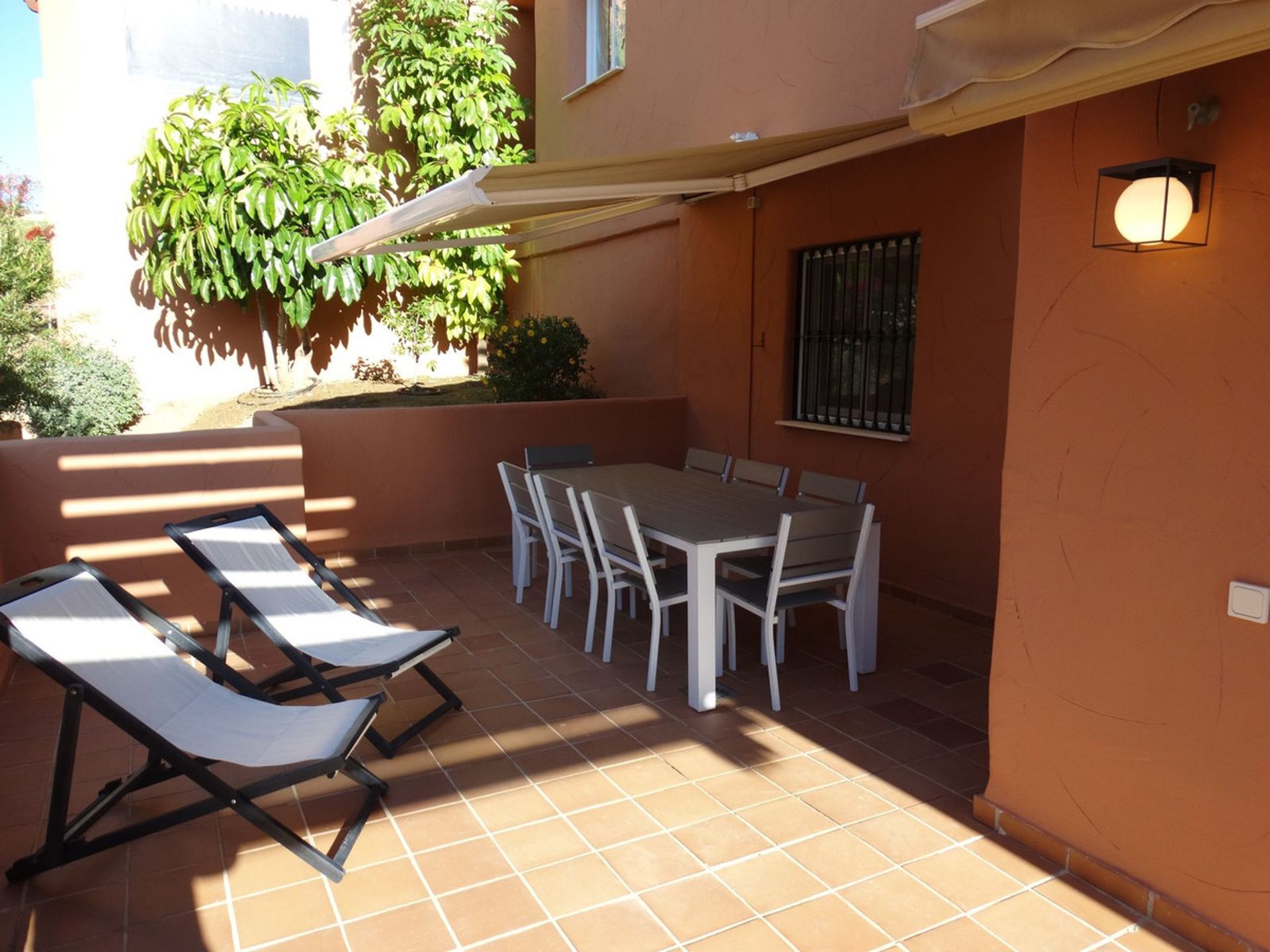 Condominium in Marbella, Andalucía 12526478