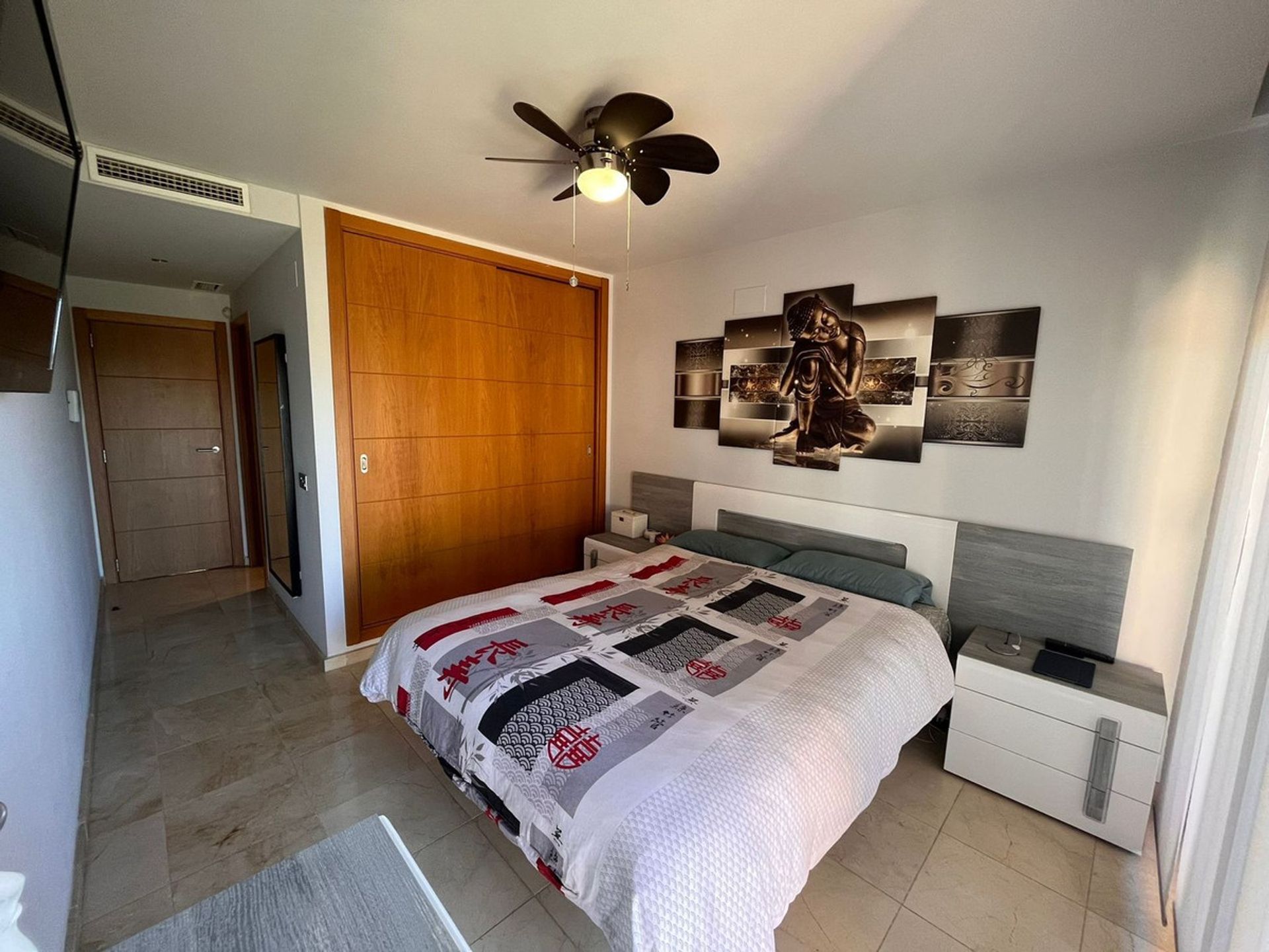 Condominium dans Benalmádena, Andalousie 12526738