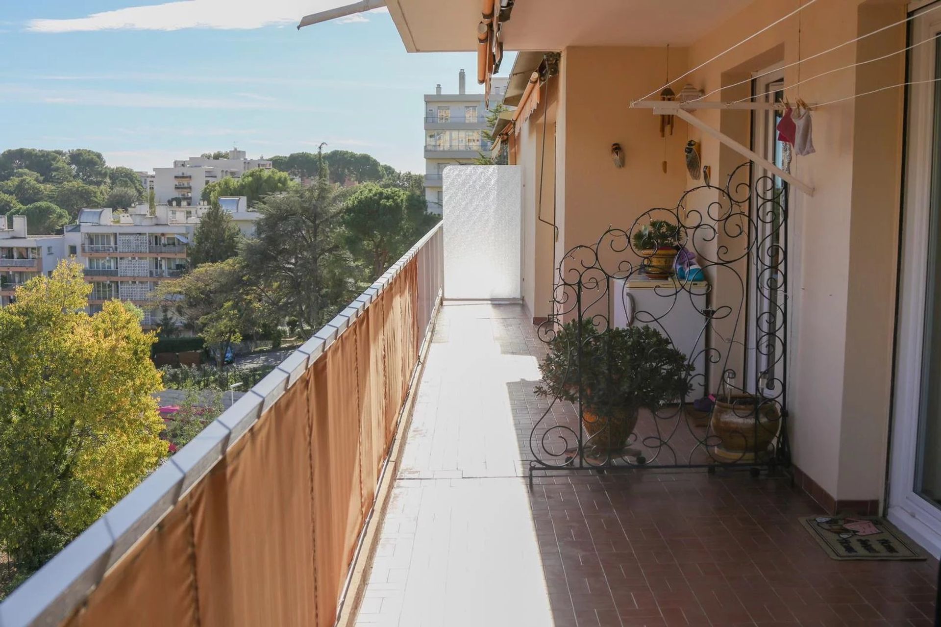 Résidentiel dans Antibes, Alpes-Maritimes 12527226