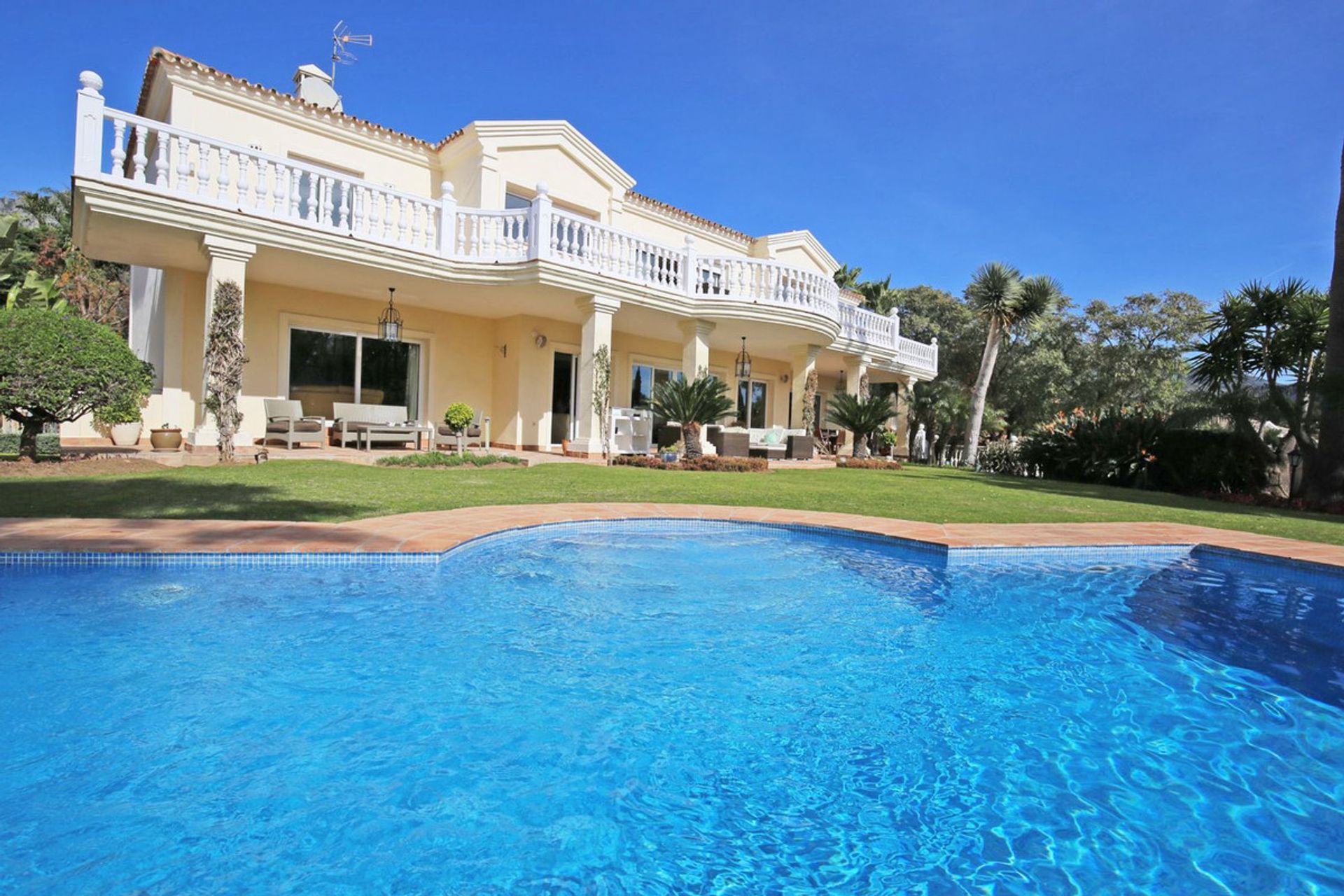 Huis in Marbella, Andalusia 12529103