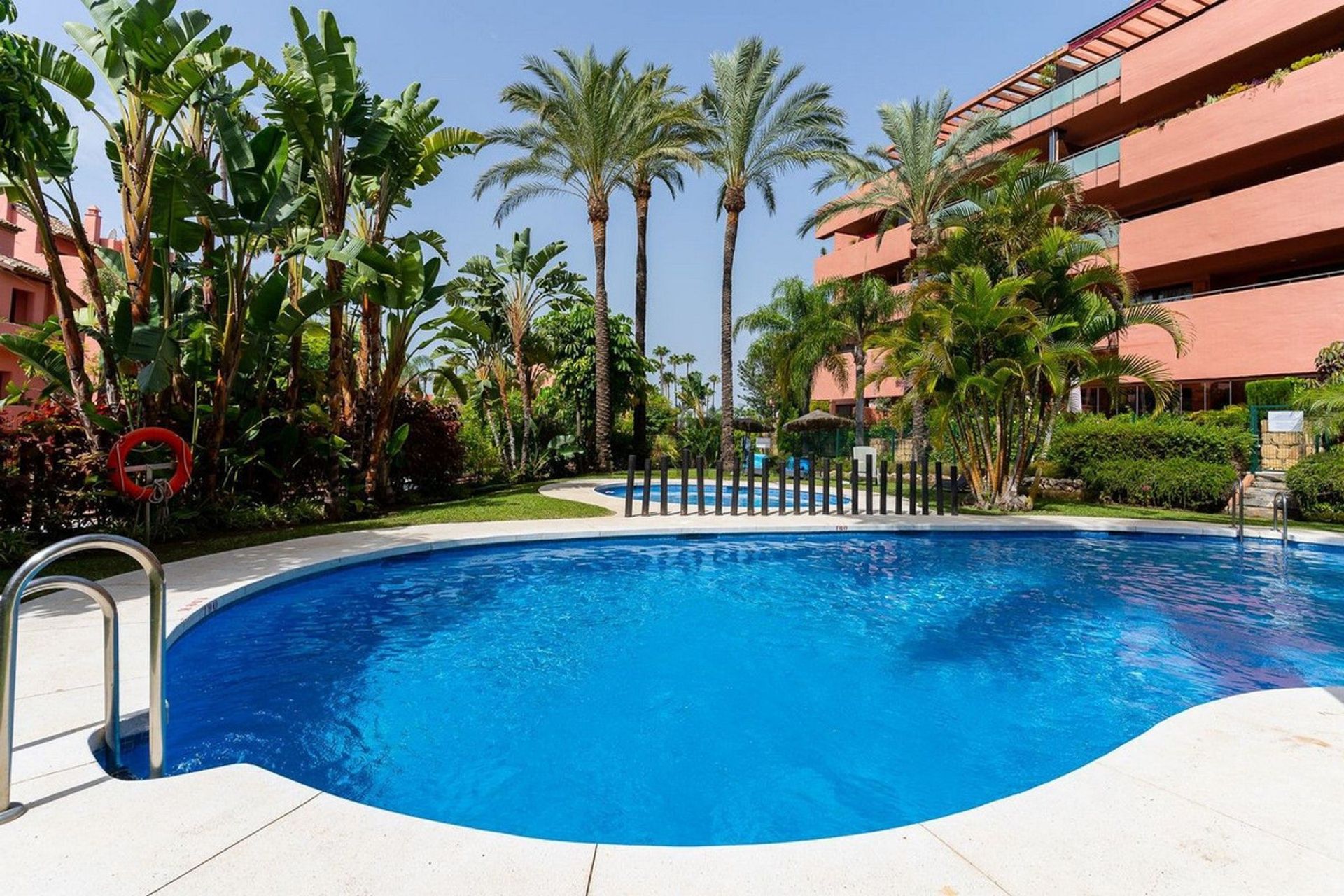 Condominium dans Marbella, Andalousie 12529115