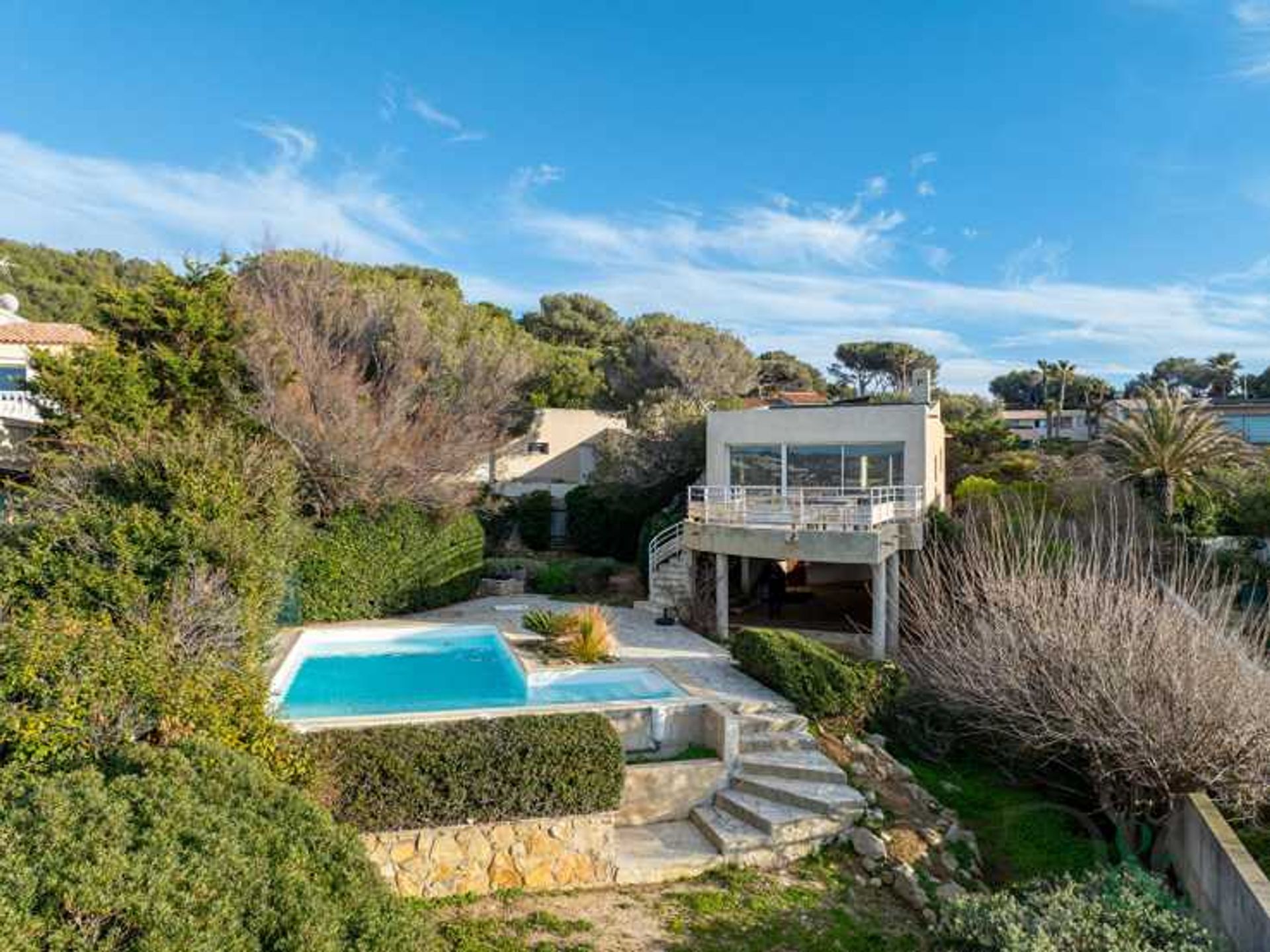 Rumah di Sanary-sur-Mer, Provence-Alpes-Cote d'Azur 12529272