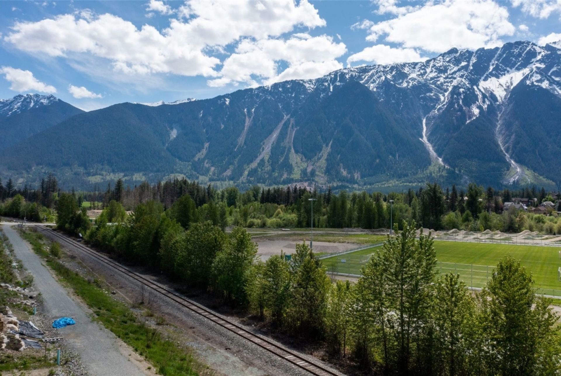 Земельные участки в Pemberton, British Columbia 12529381