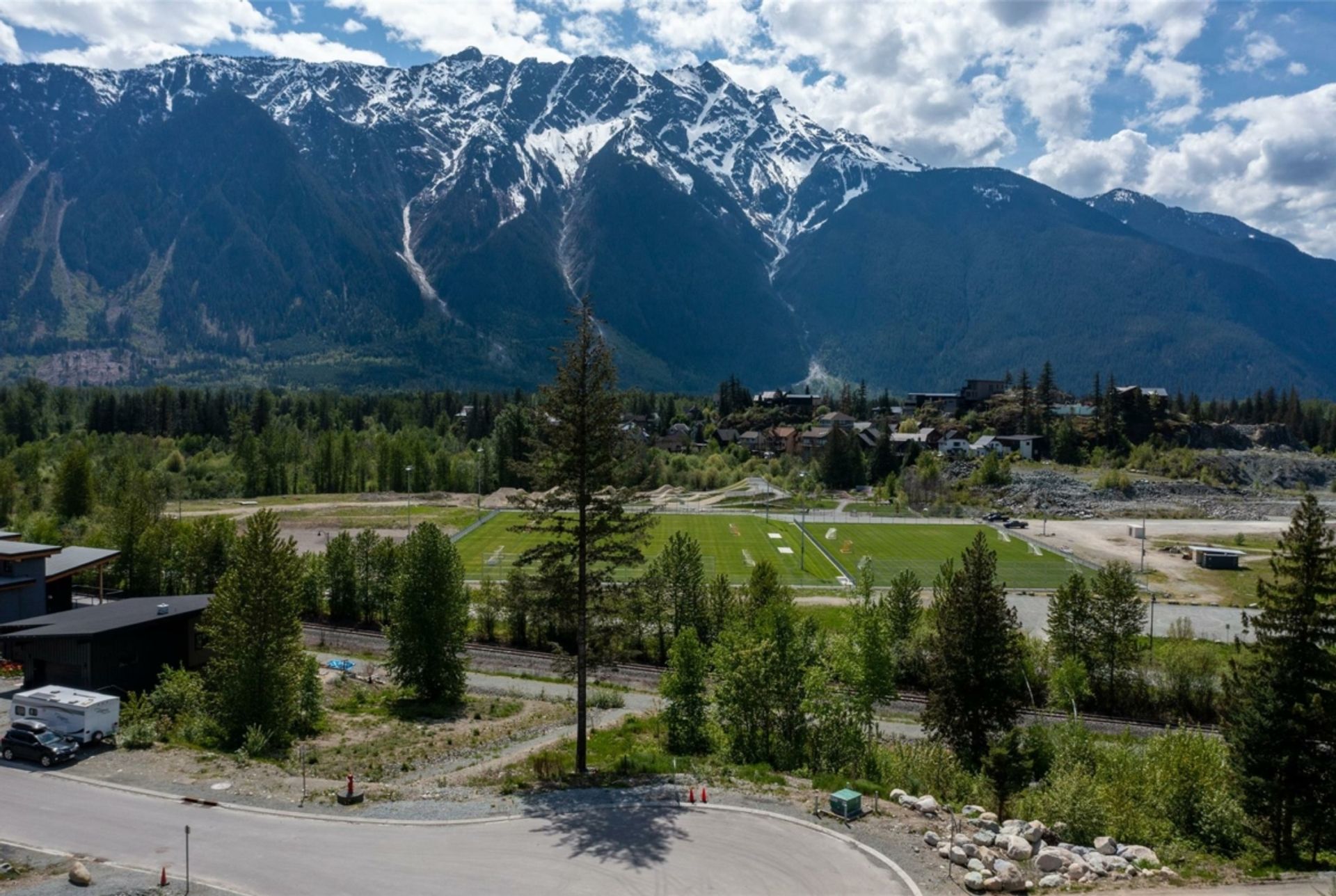 Земельные участки в Pemberton, British Columbia 12529381