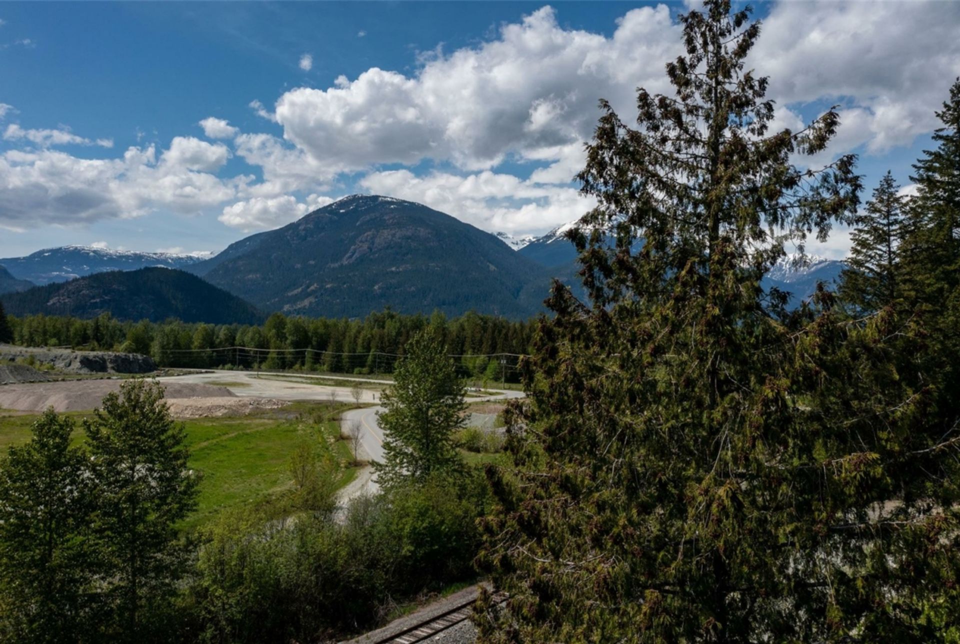 Tierra en Pemberton, British Columbia 12529381