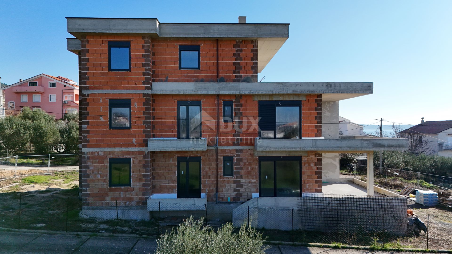 Condominio en Barbat, Primorje-Gorski Kotar County 12529411