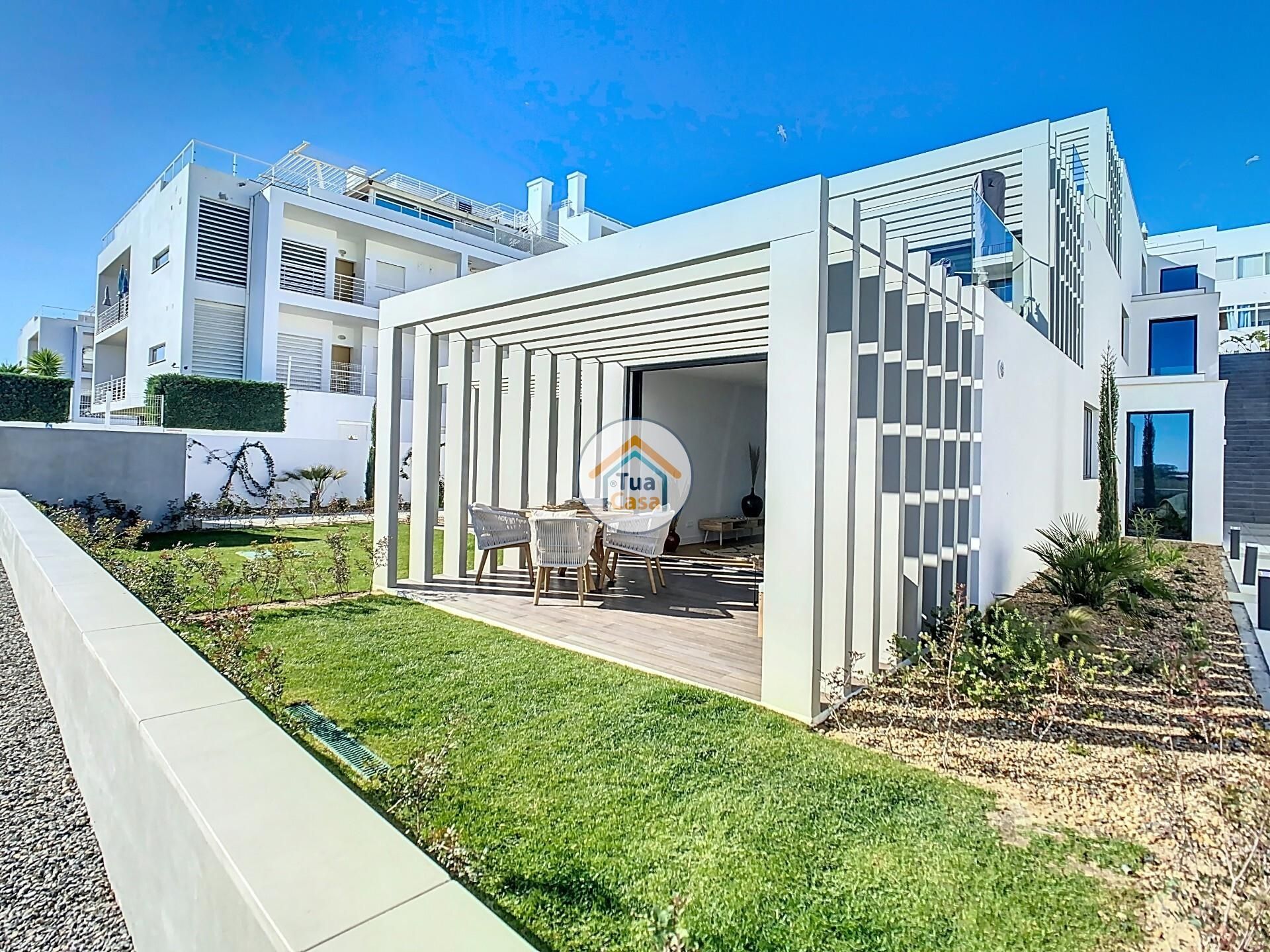 Condominium in Fuseta, Faro District 12529458